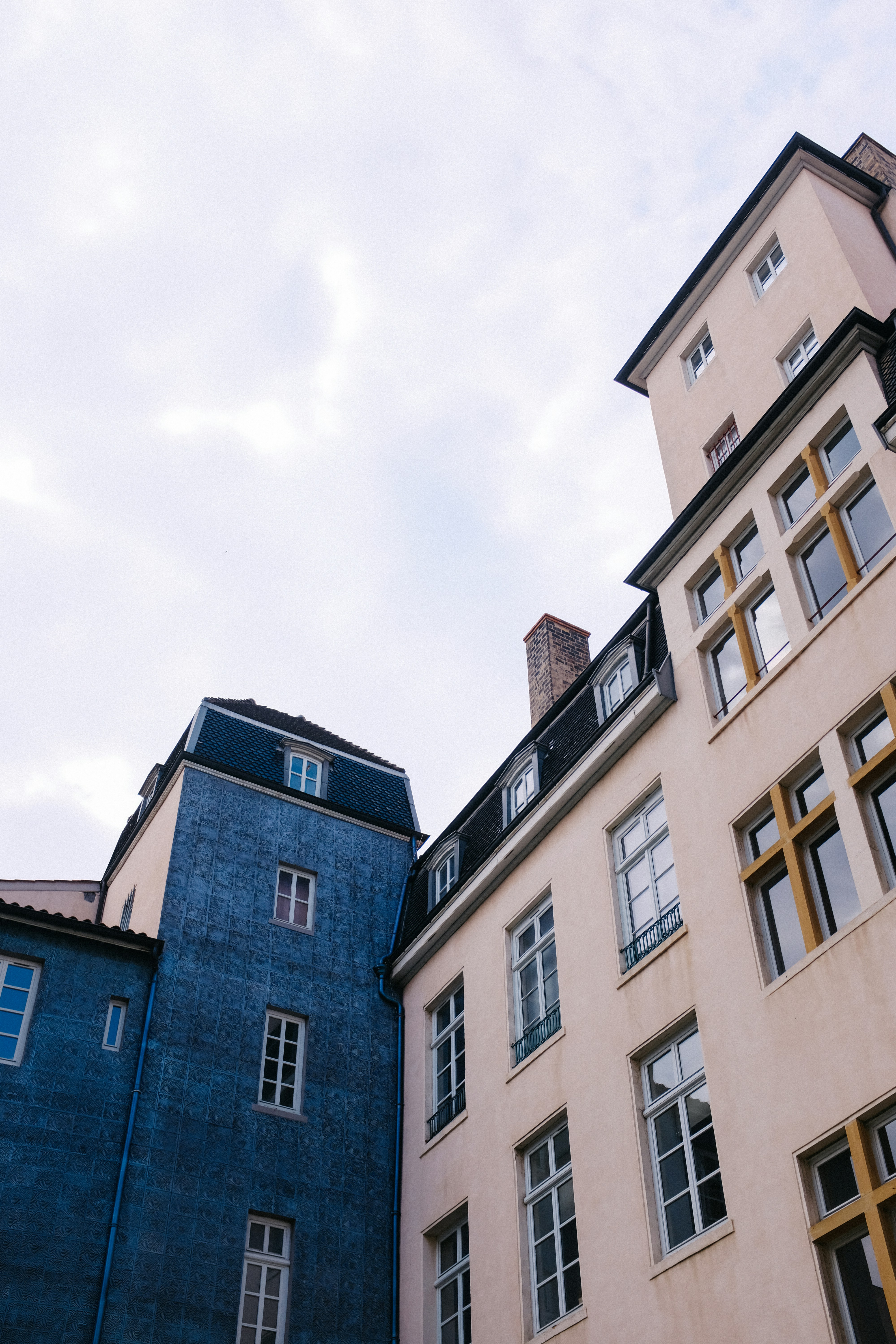 Photo by adrienolichon