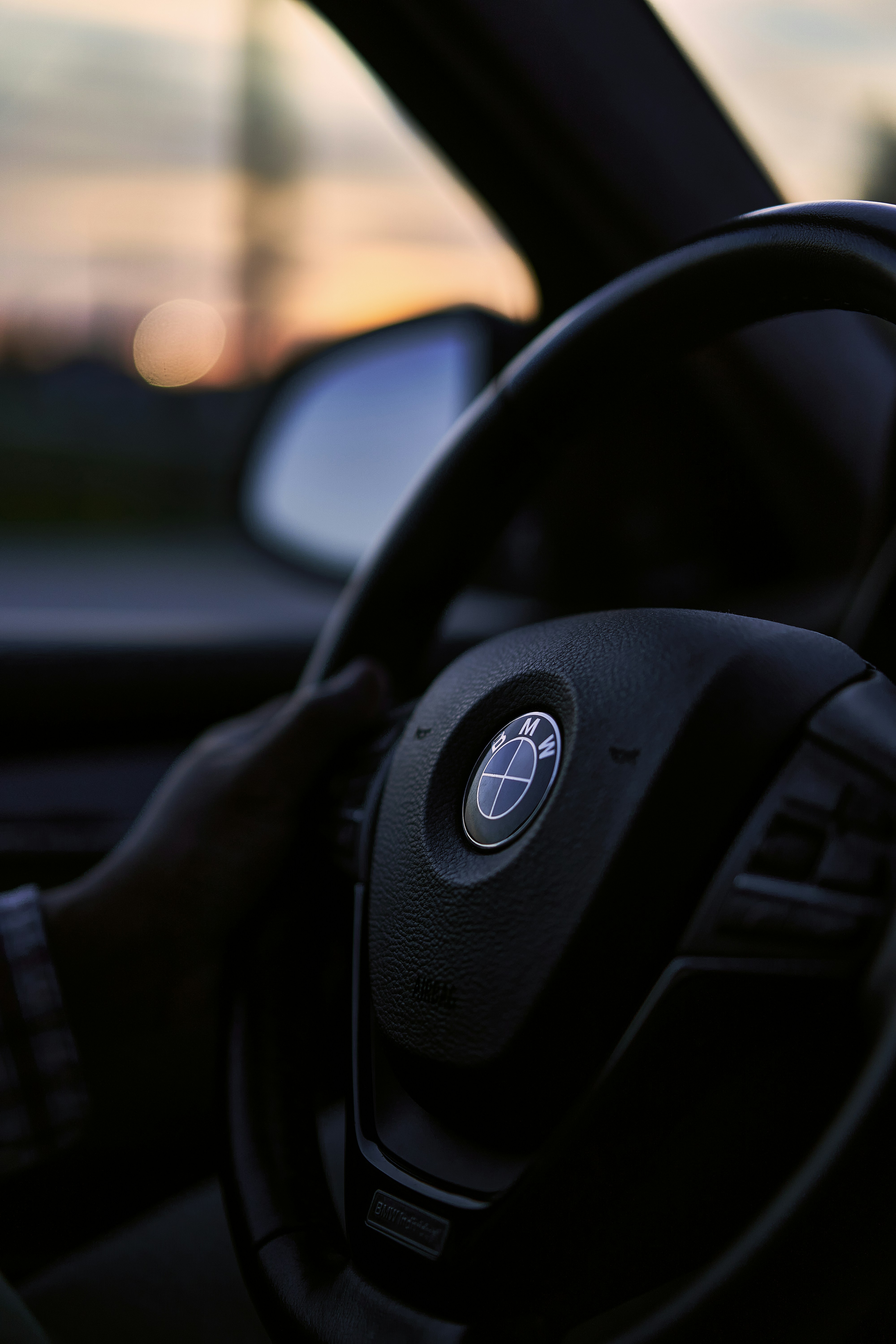 a close up of a steering wheel