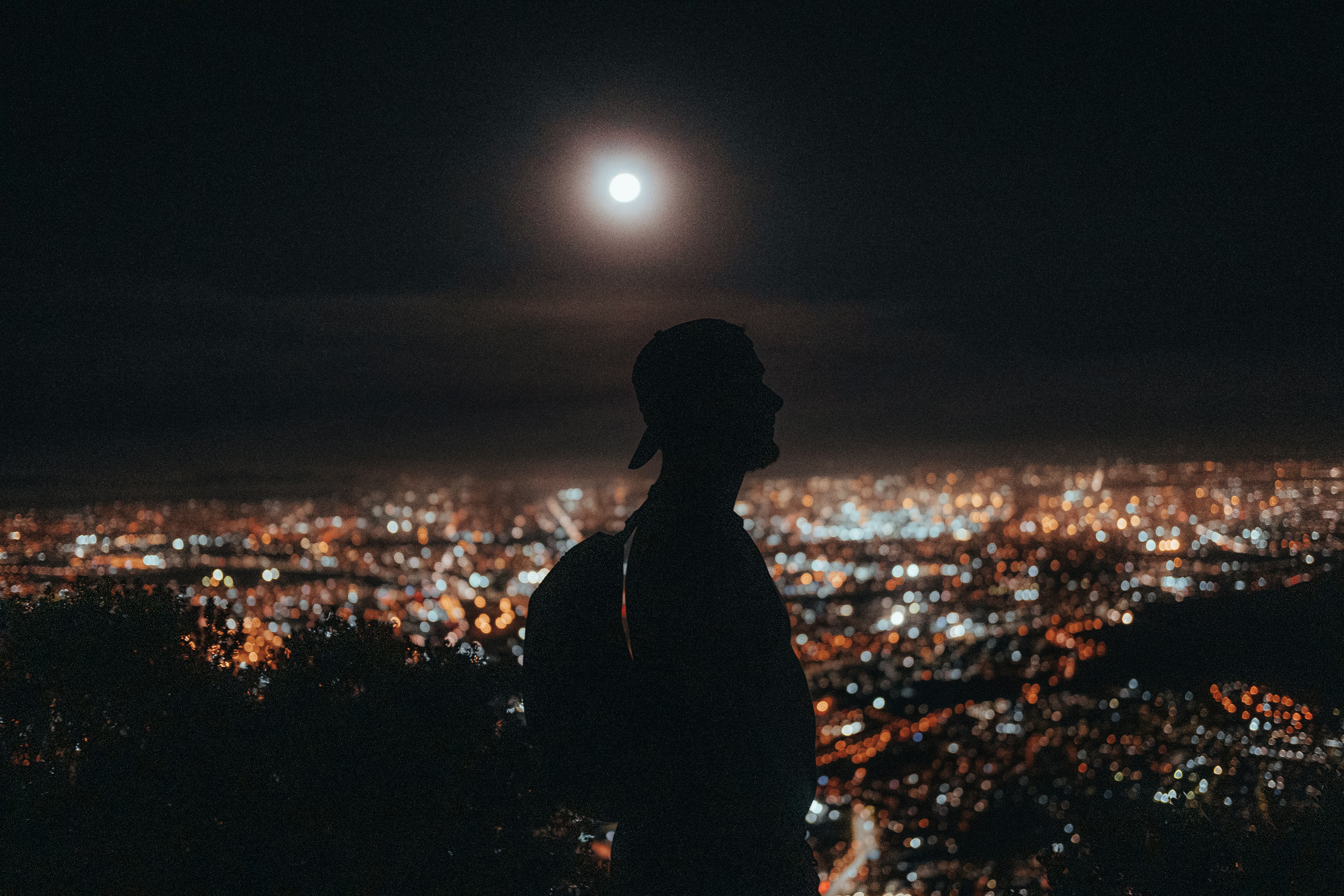 Moonlight Quotes: Romantic, Short Captions for Instagram