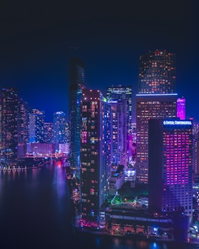 a city skyline at night