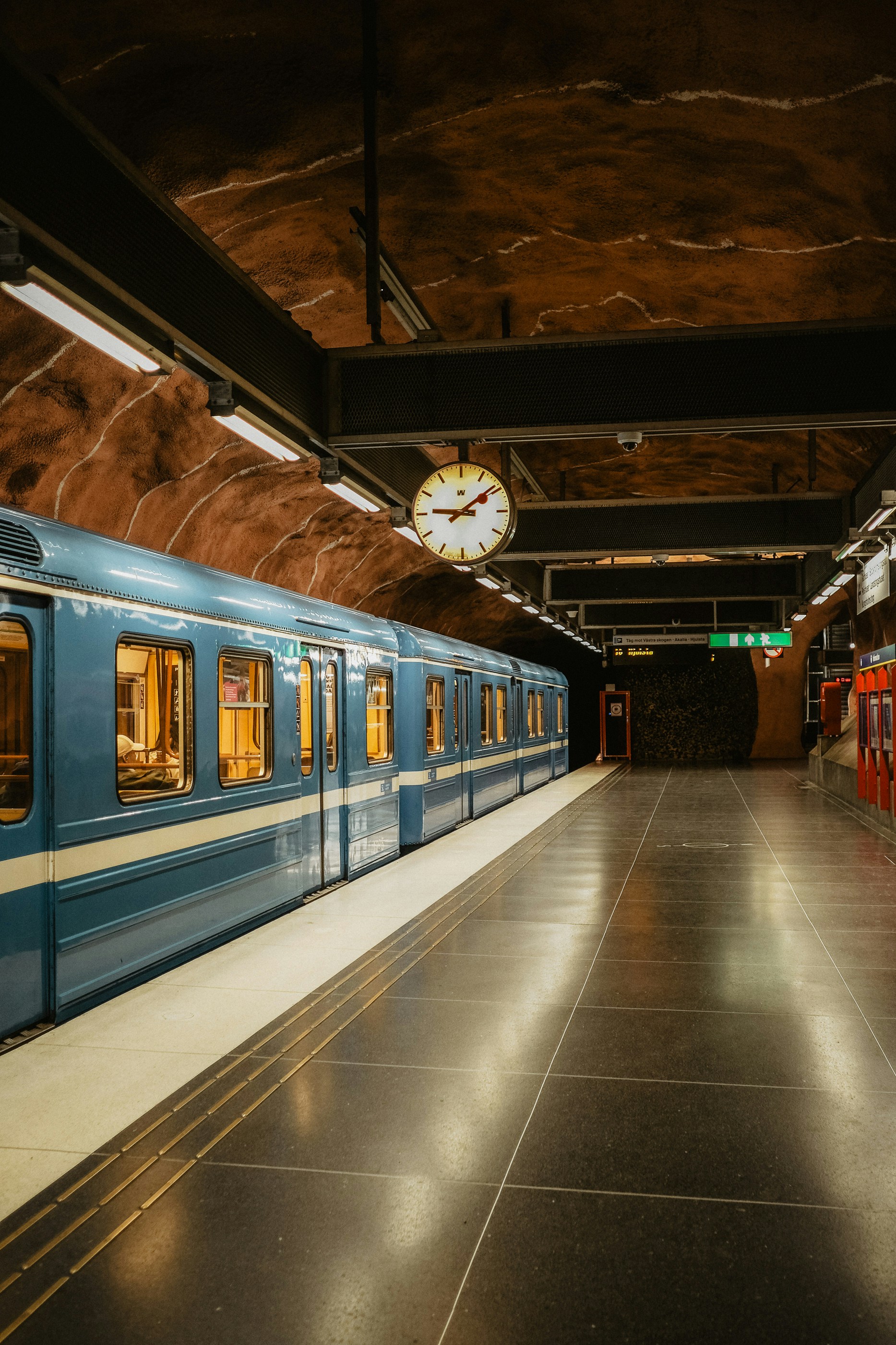 Arlanda Express train at Stockholm Central Station platform