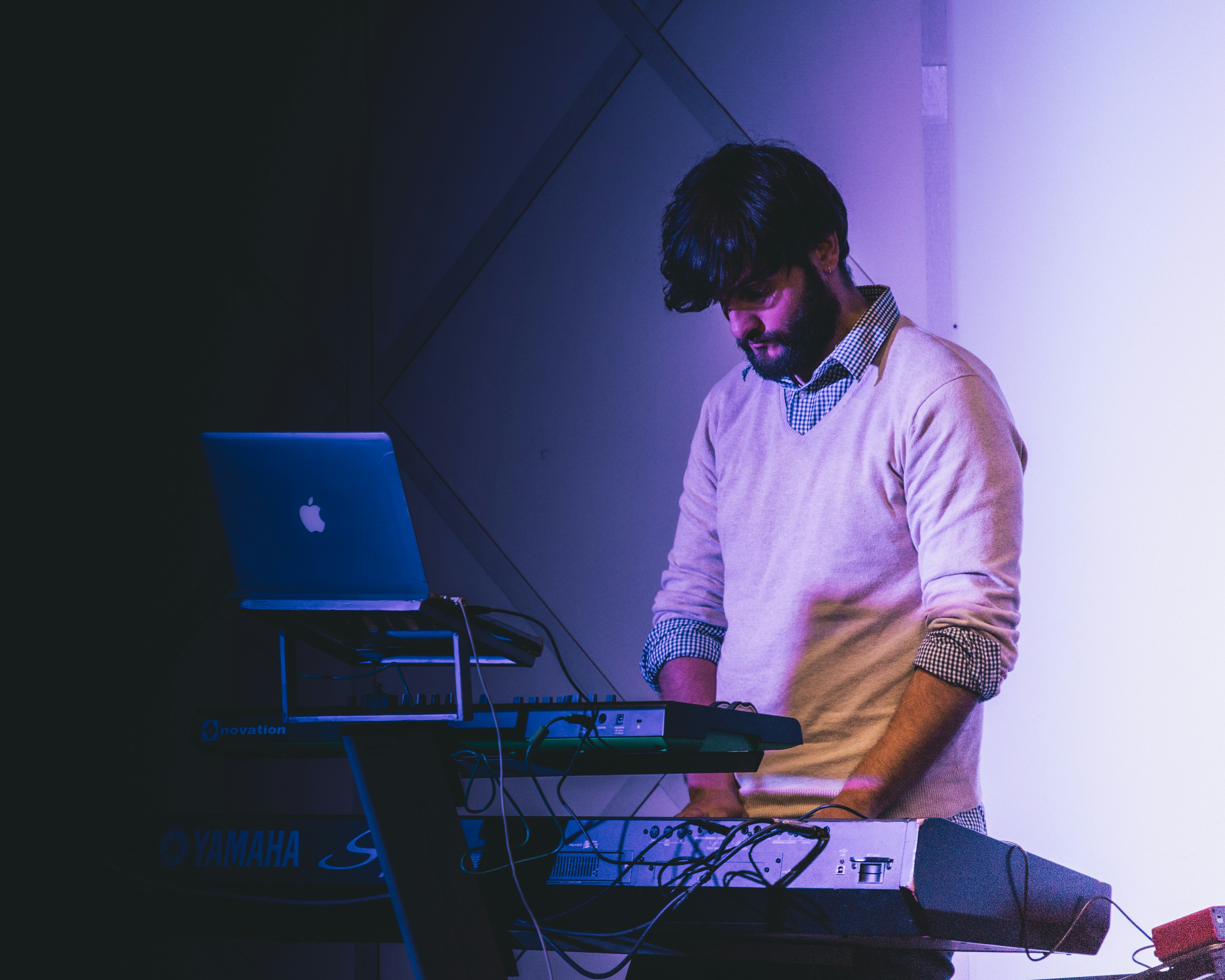 Image de Frank Spector : un titre français hybride propulsé par Armin van Buuren