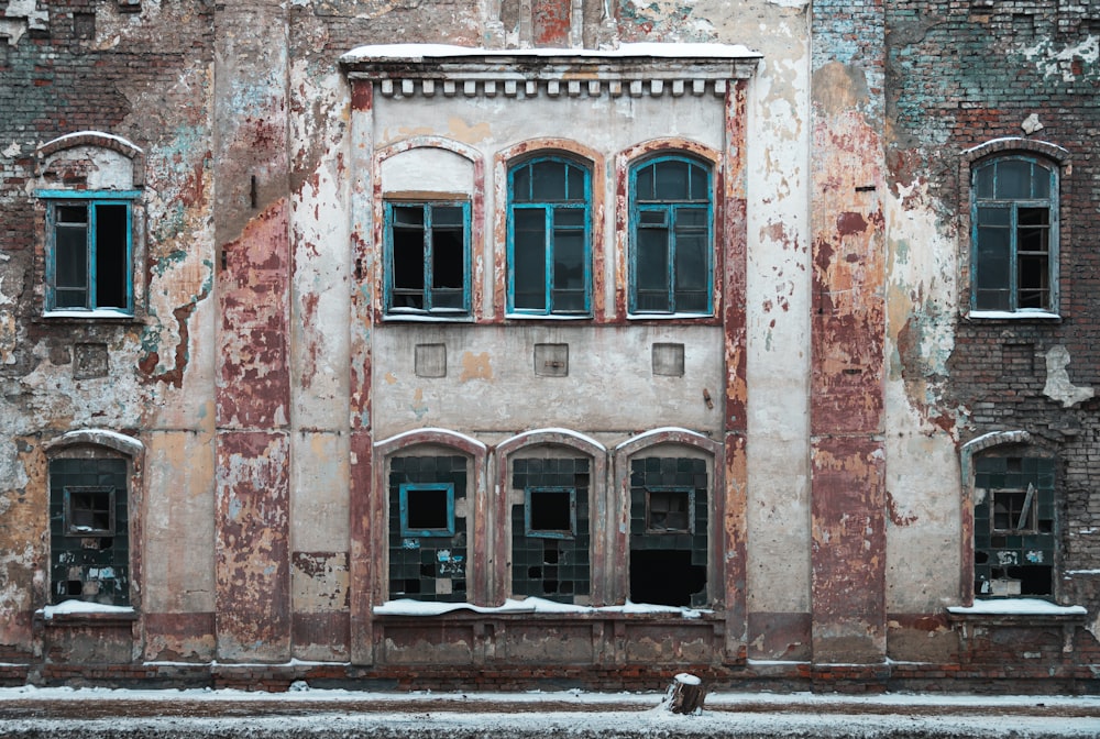 a building with broken windows