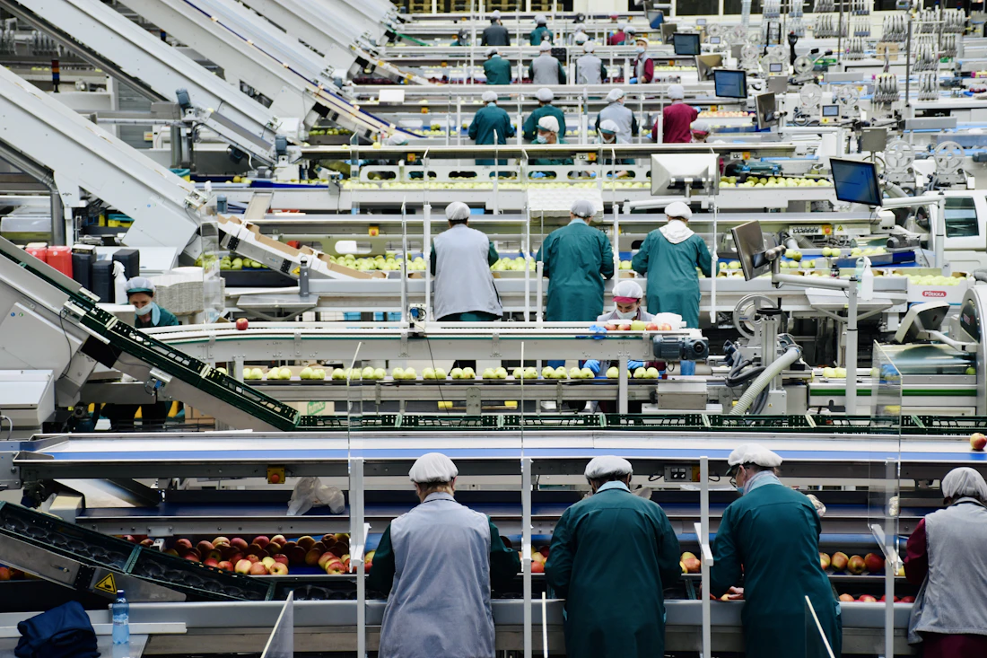 Ligne d'assemblage industriel