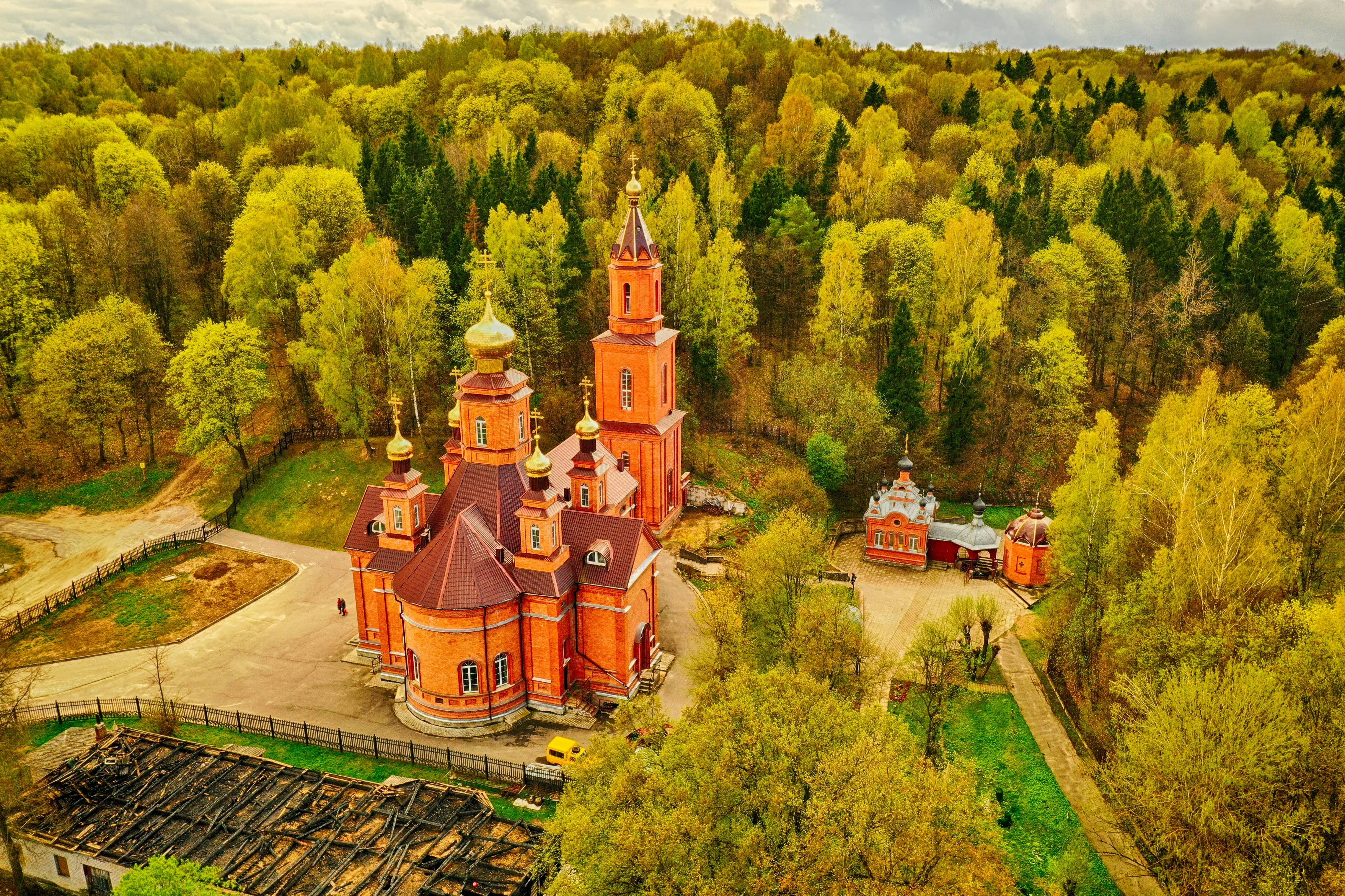 Stay online in the Belarus with a prepaid eSIM from eSIMlii. Instant activation, no roaming charges, and reliable coverage.