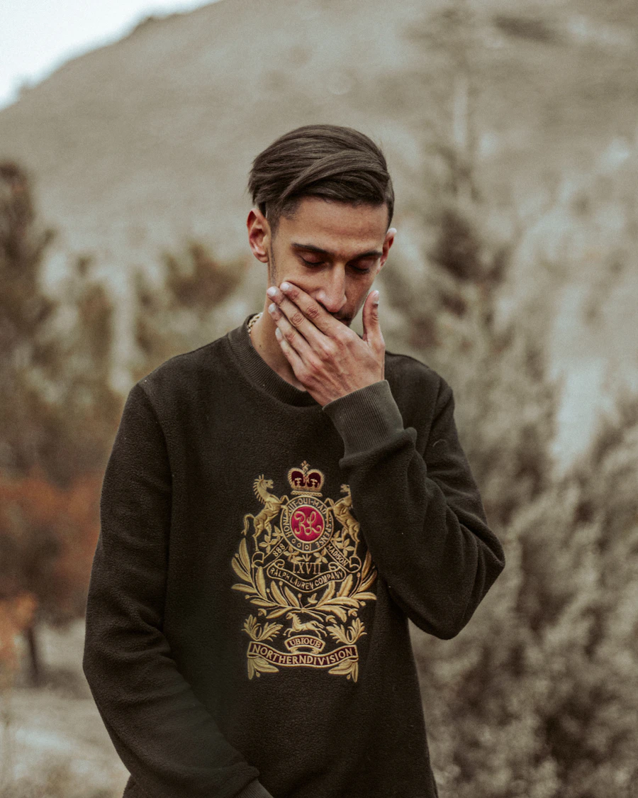 Crest Sweatshirt