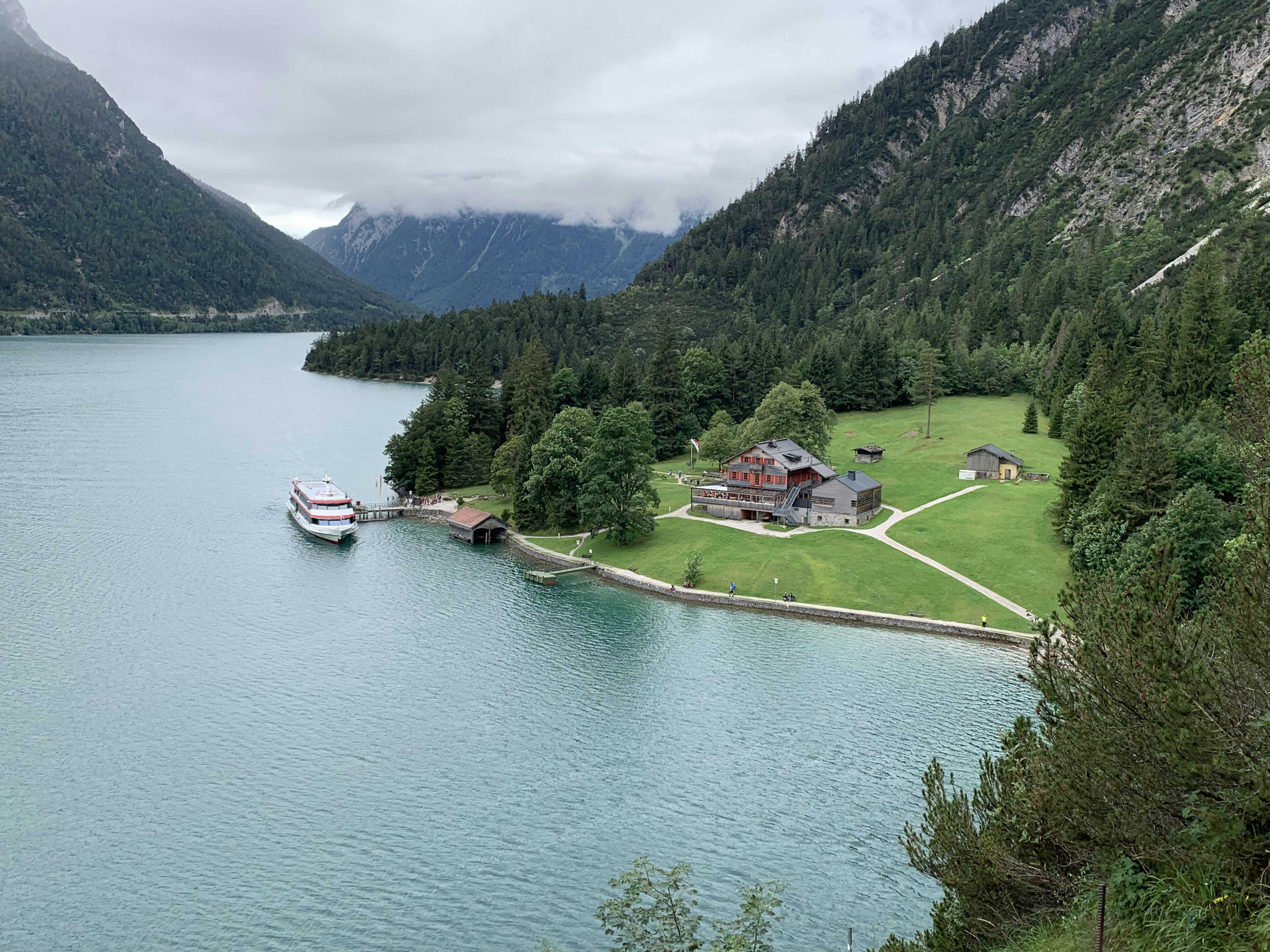 Photo by secrettravelguide