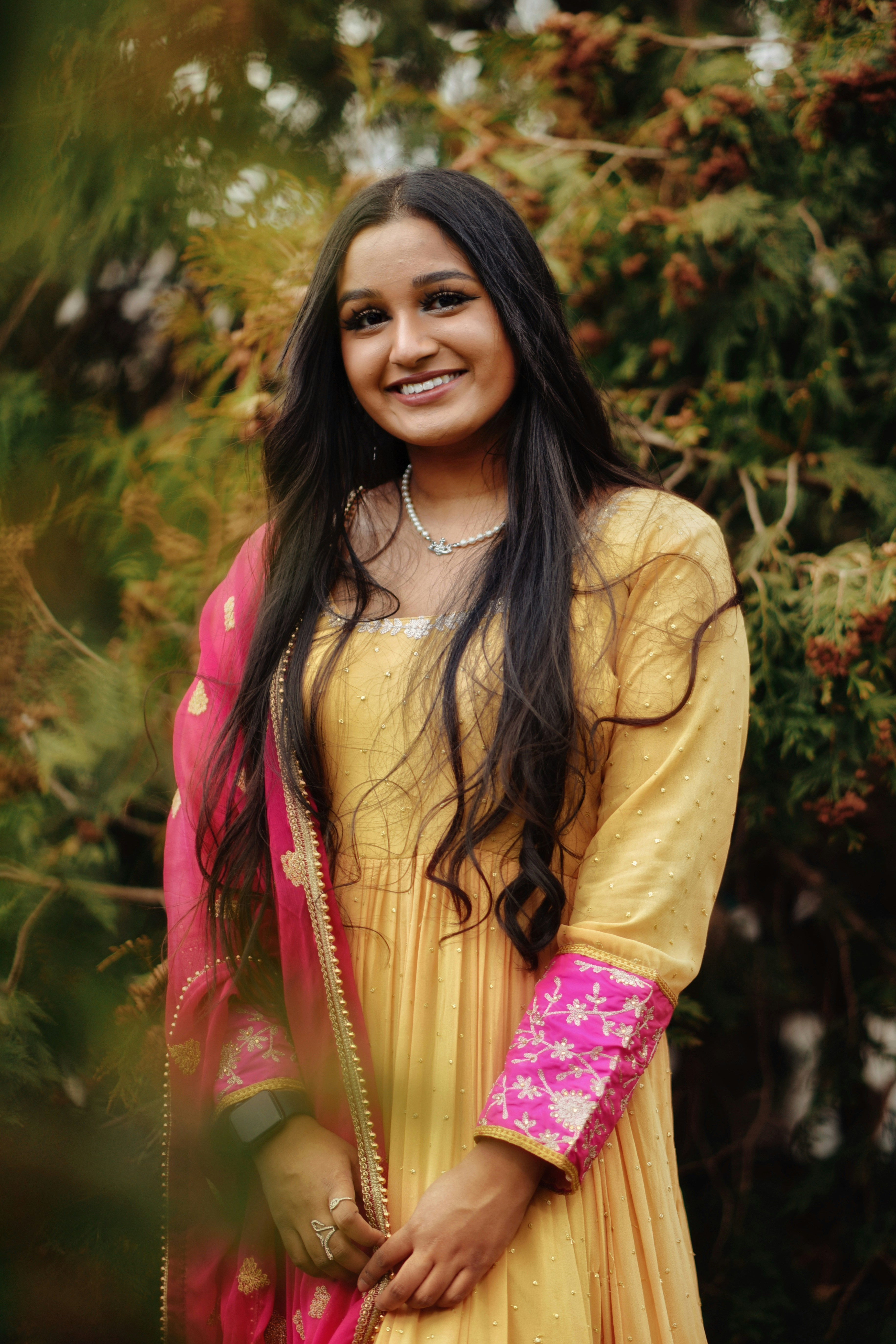 A woman in a pink dress photo – Free Person Image on Unsplash