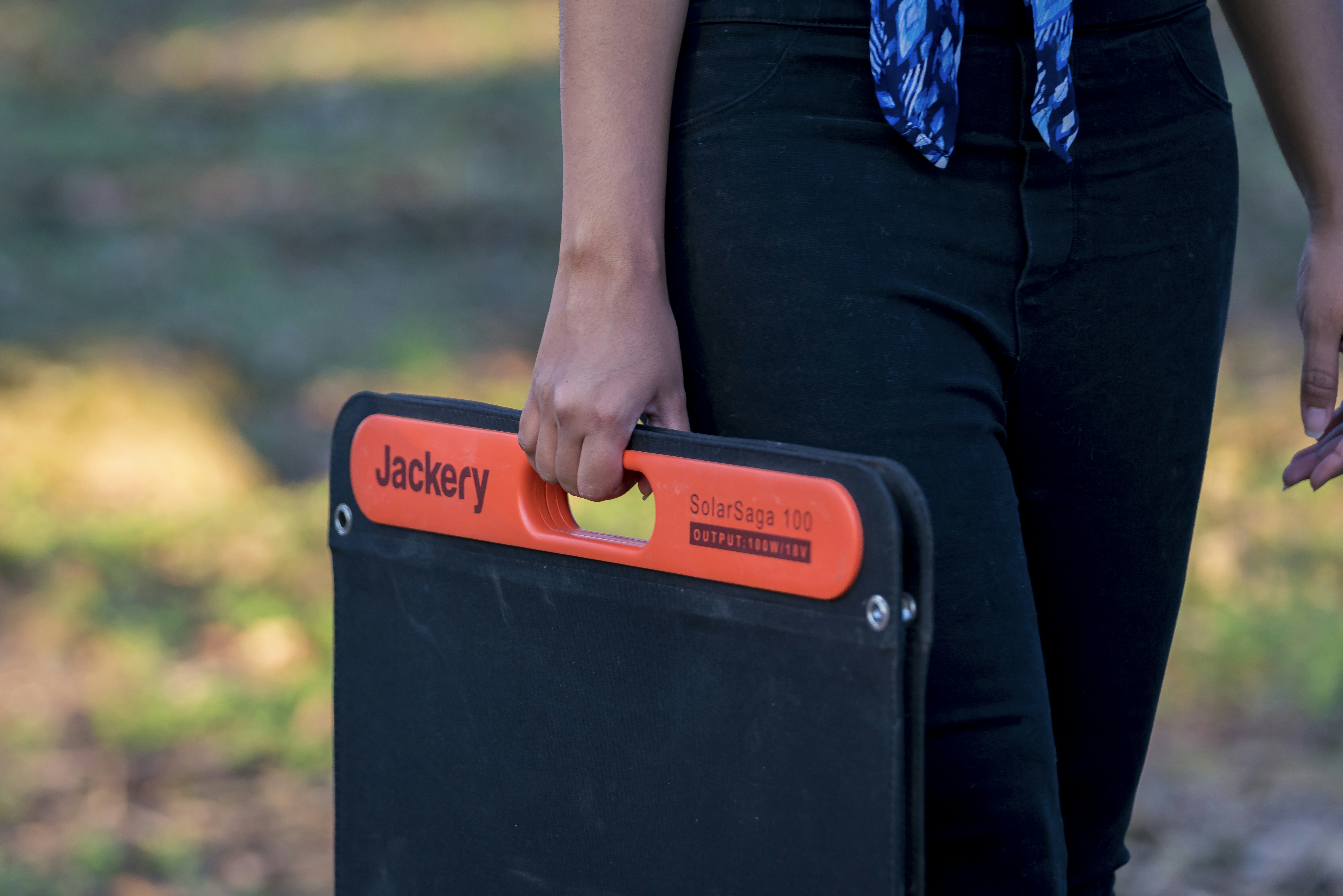 Field Review: Portable Solar + Battery Kit for Remote Work Pods (2026) — Reliability, Setup and Creator Workflows