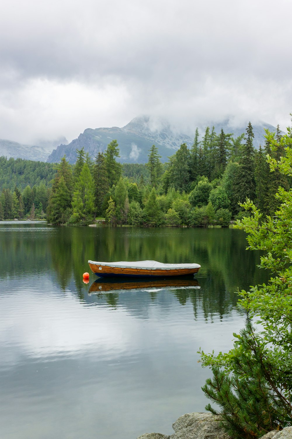 a boat on a lake