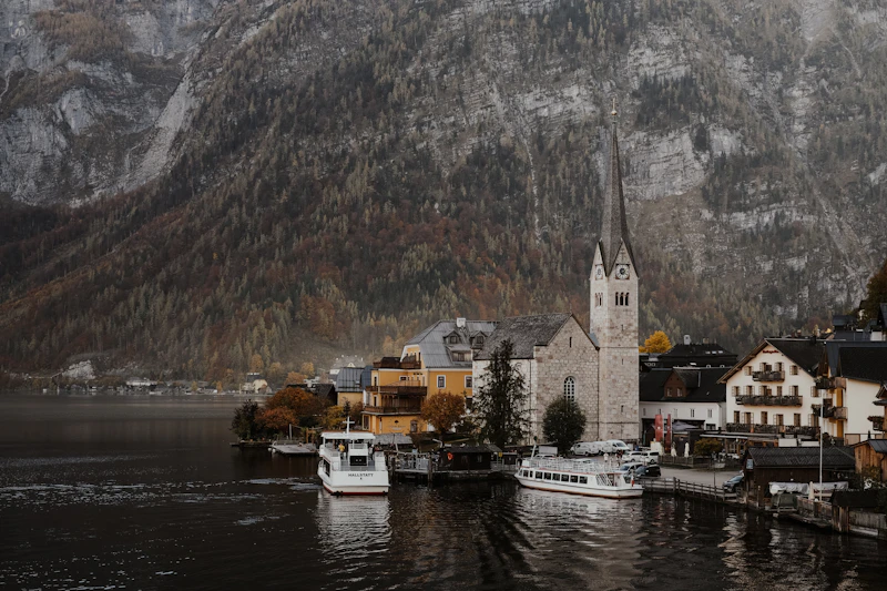Top Local Restaurants in Hallstatt Every Food Lover Needs to Know