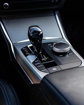 a car steering wheel
