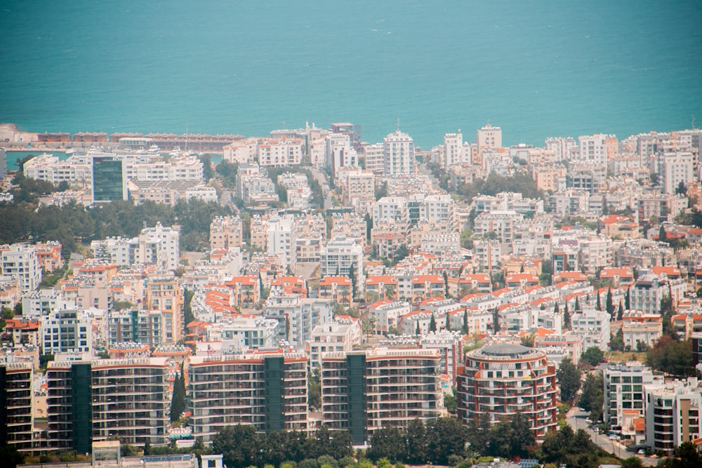 a city with many buildings