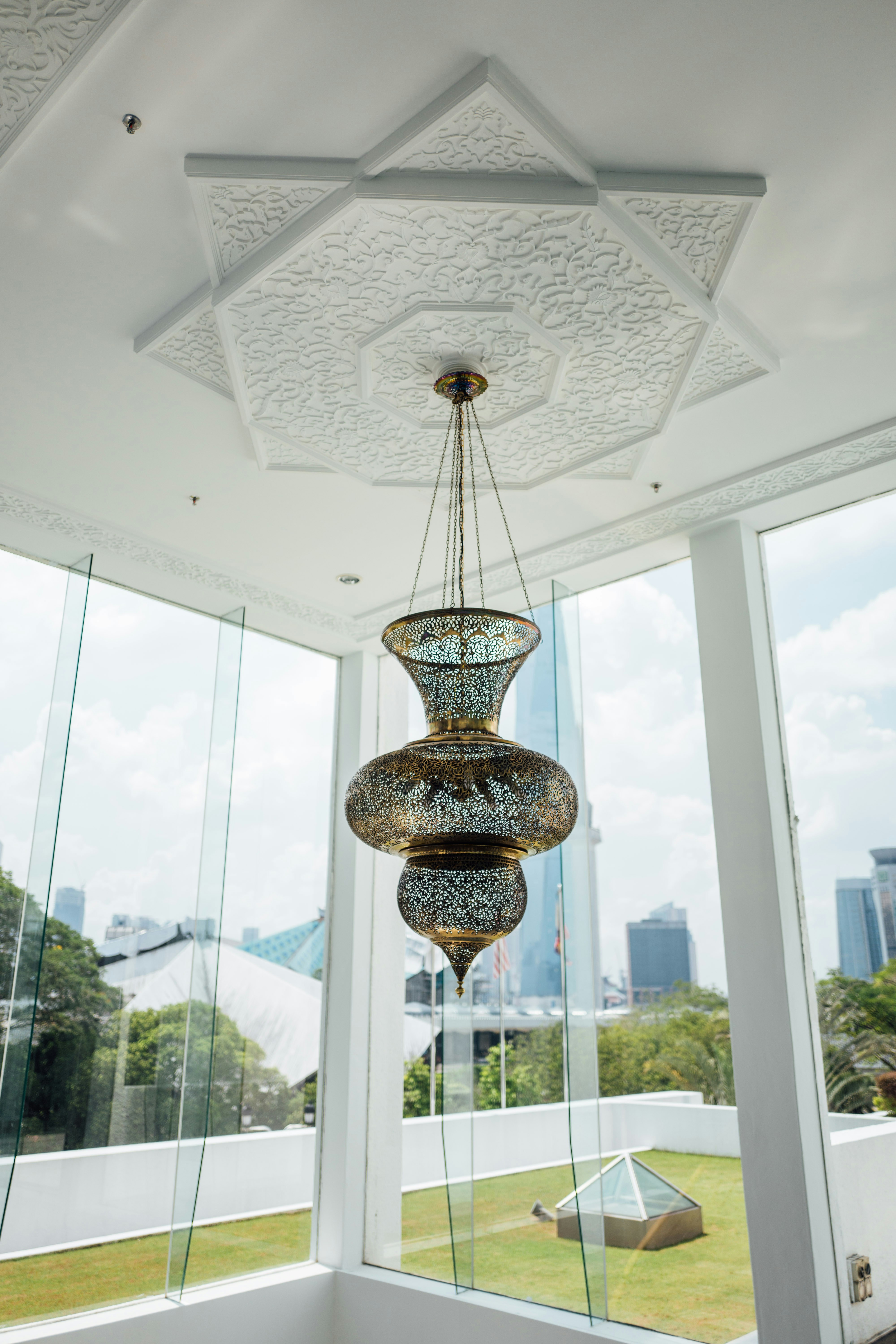 7 Luxury Chandelier Design Styles That Elevate Modern Homes