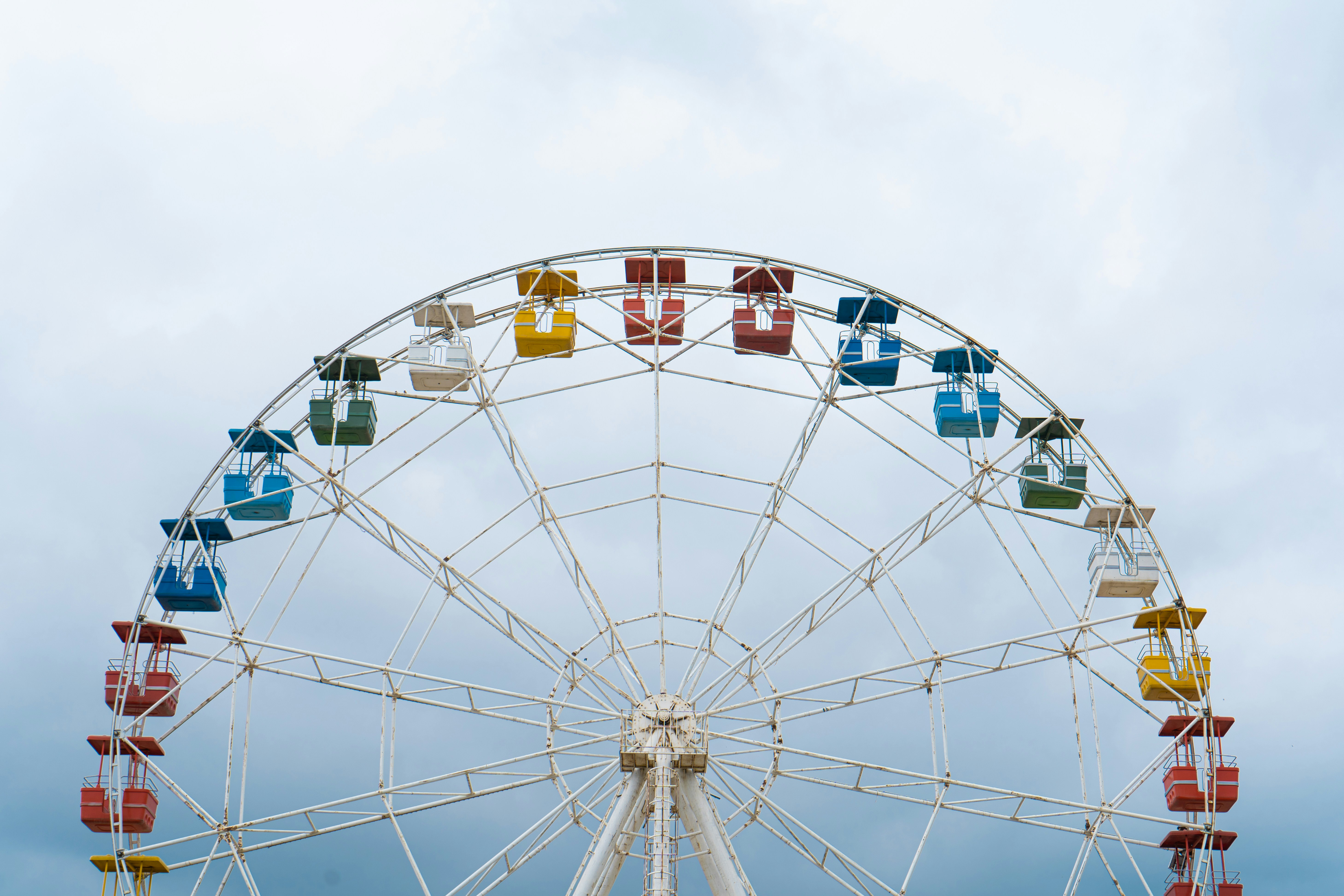 Photo by mahbodakhzami