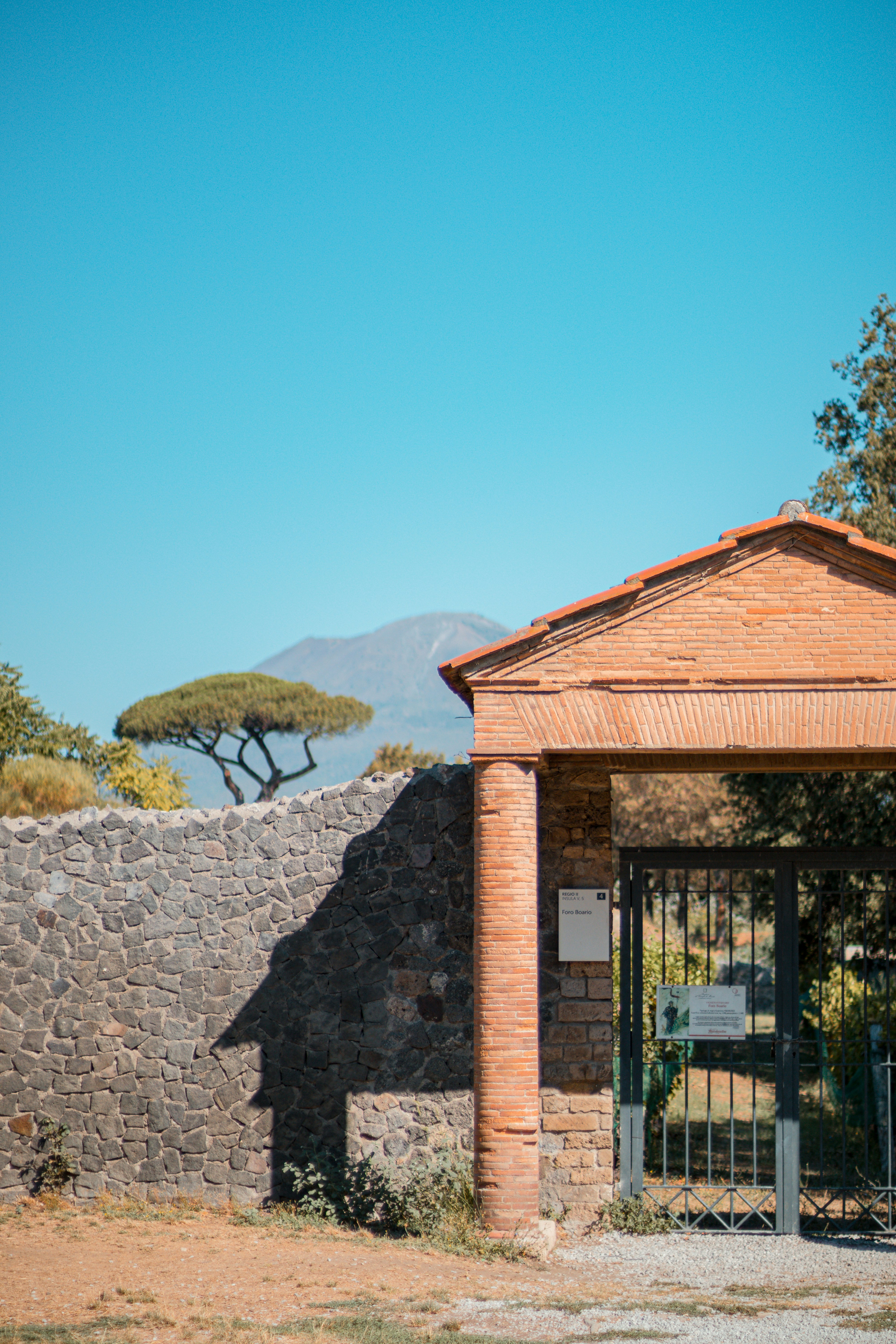 Photo by valentinlacoste