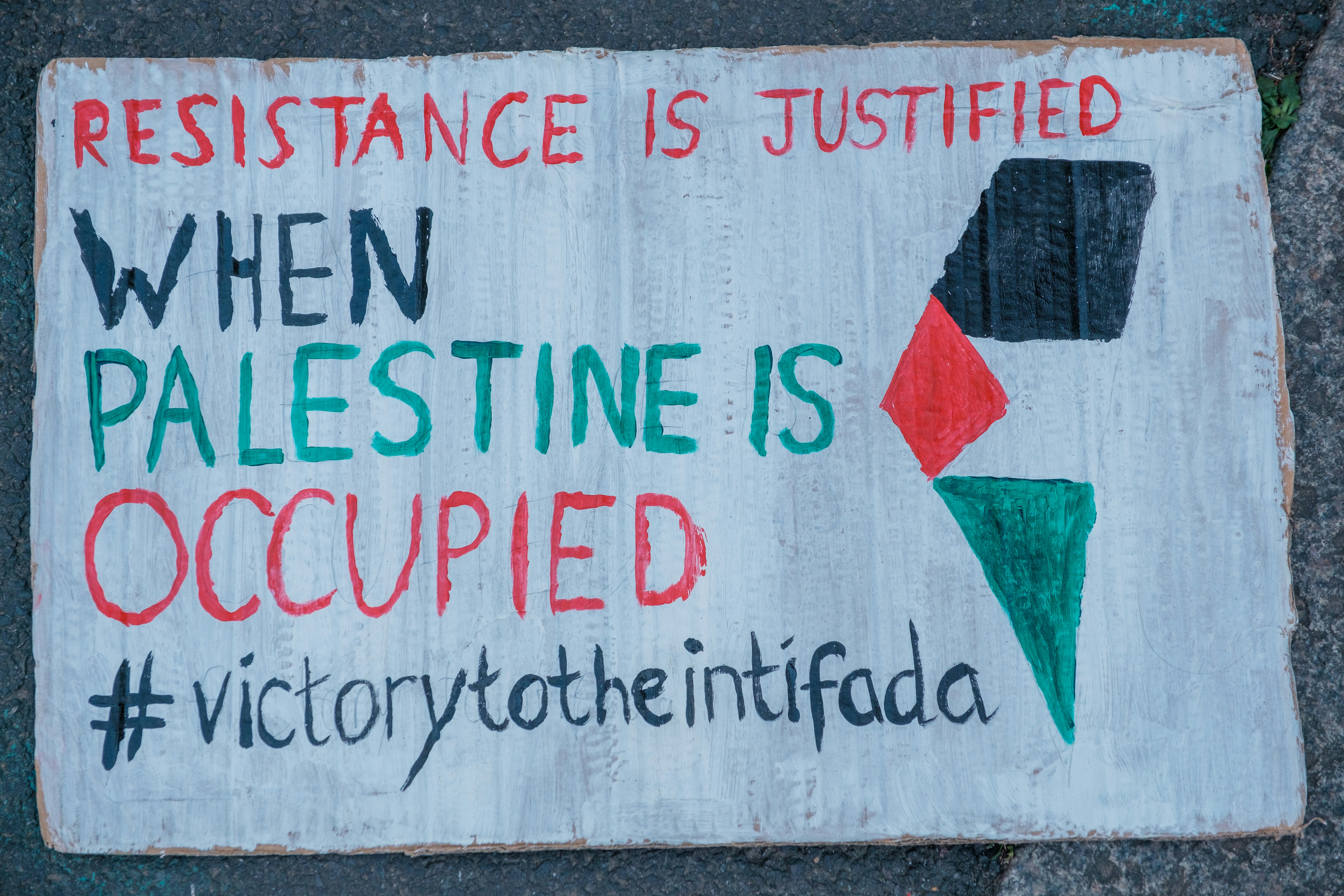 Proskripcia Palestine Action: Sloboda prejavu a terorizmus v debate