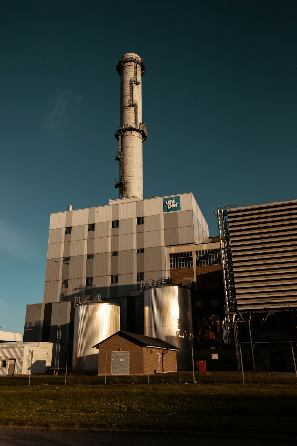 a large building with a tall tower on top of it