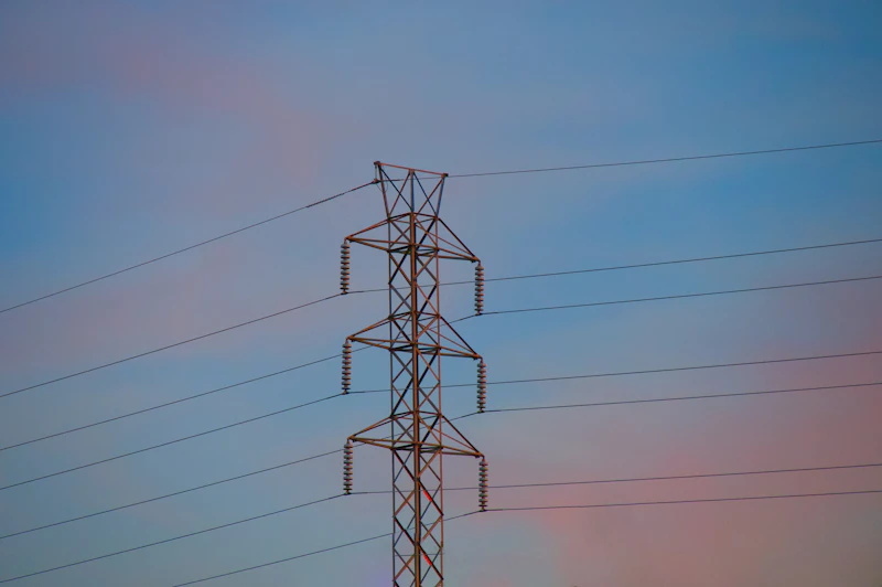 High-voltage transmission tower