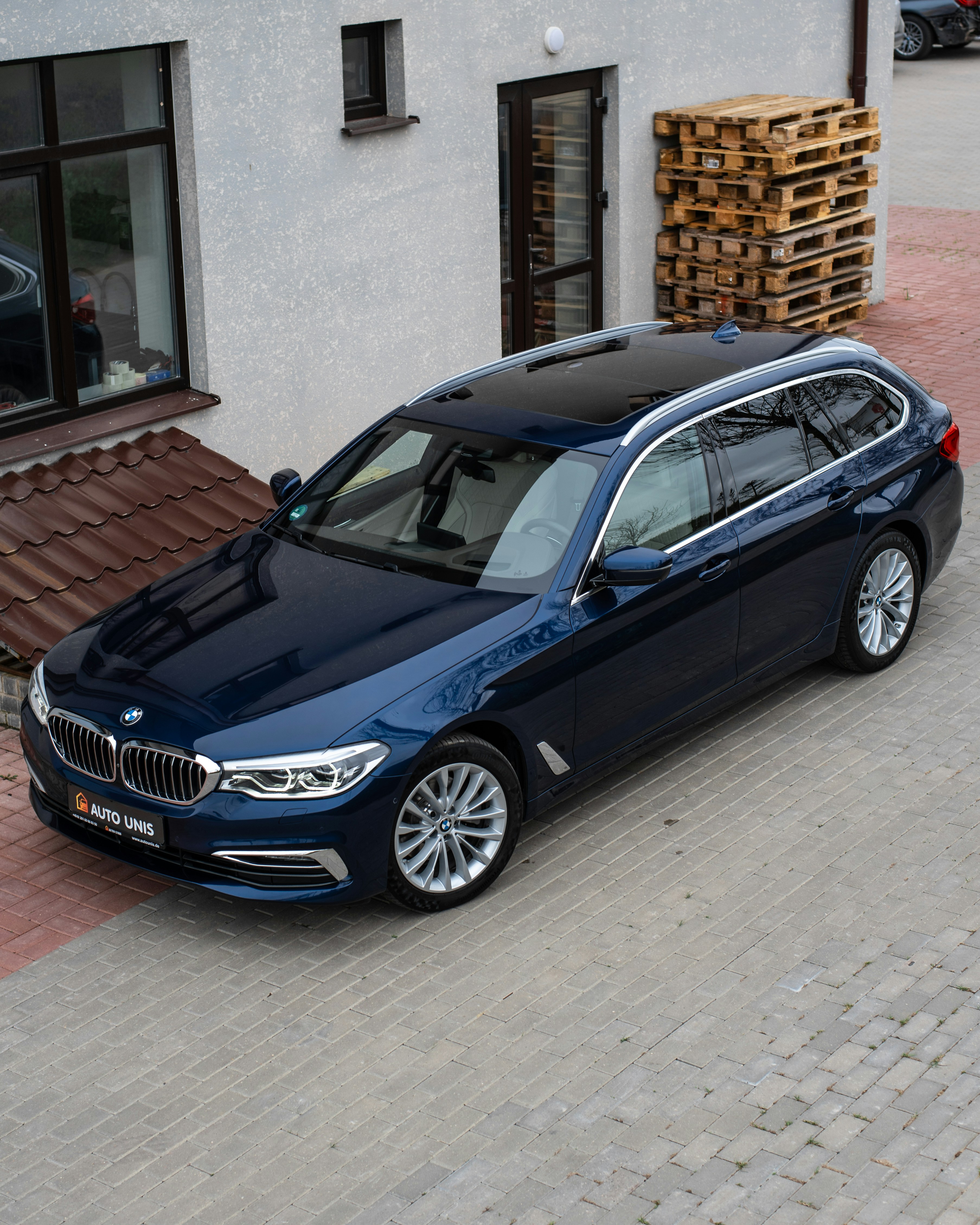 Photo by ivankazlouskij