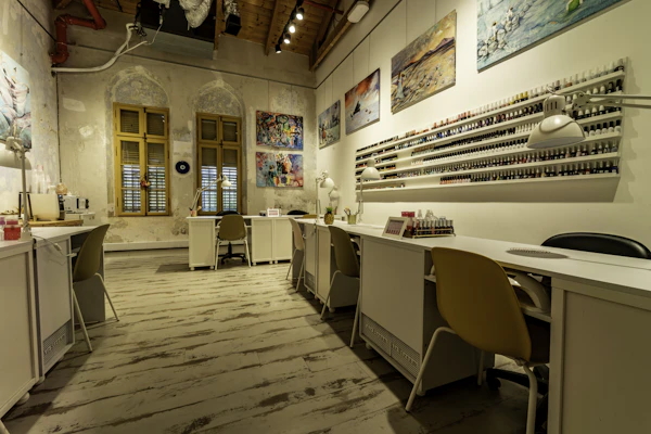 Manicure & Nails