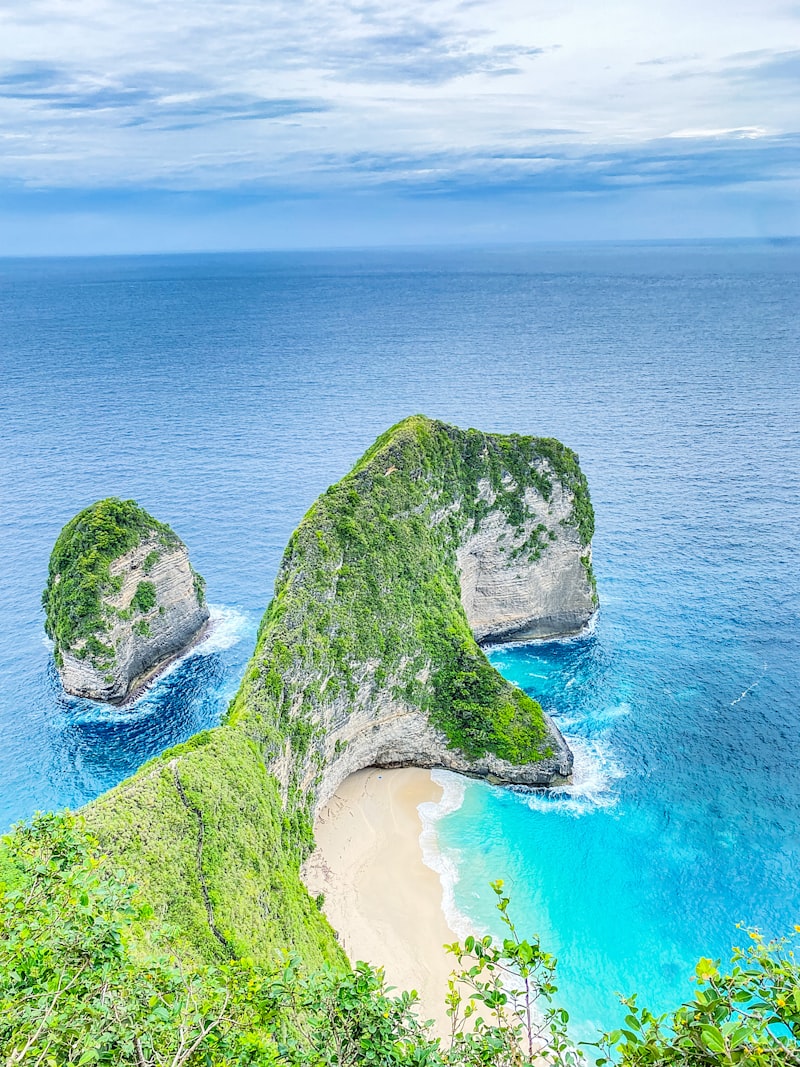 Colinas verdes de Nusa Penida