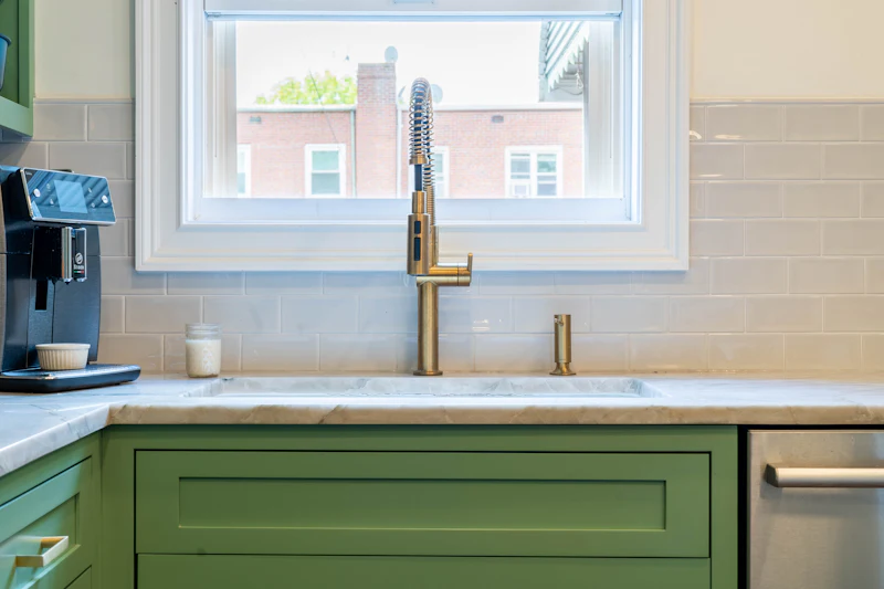 Midnight Cove style inspiration kitchen