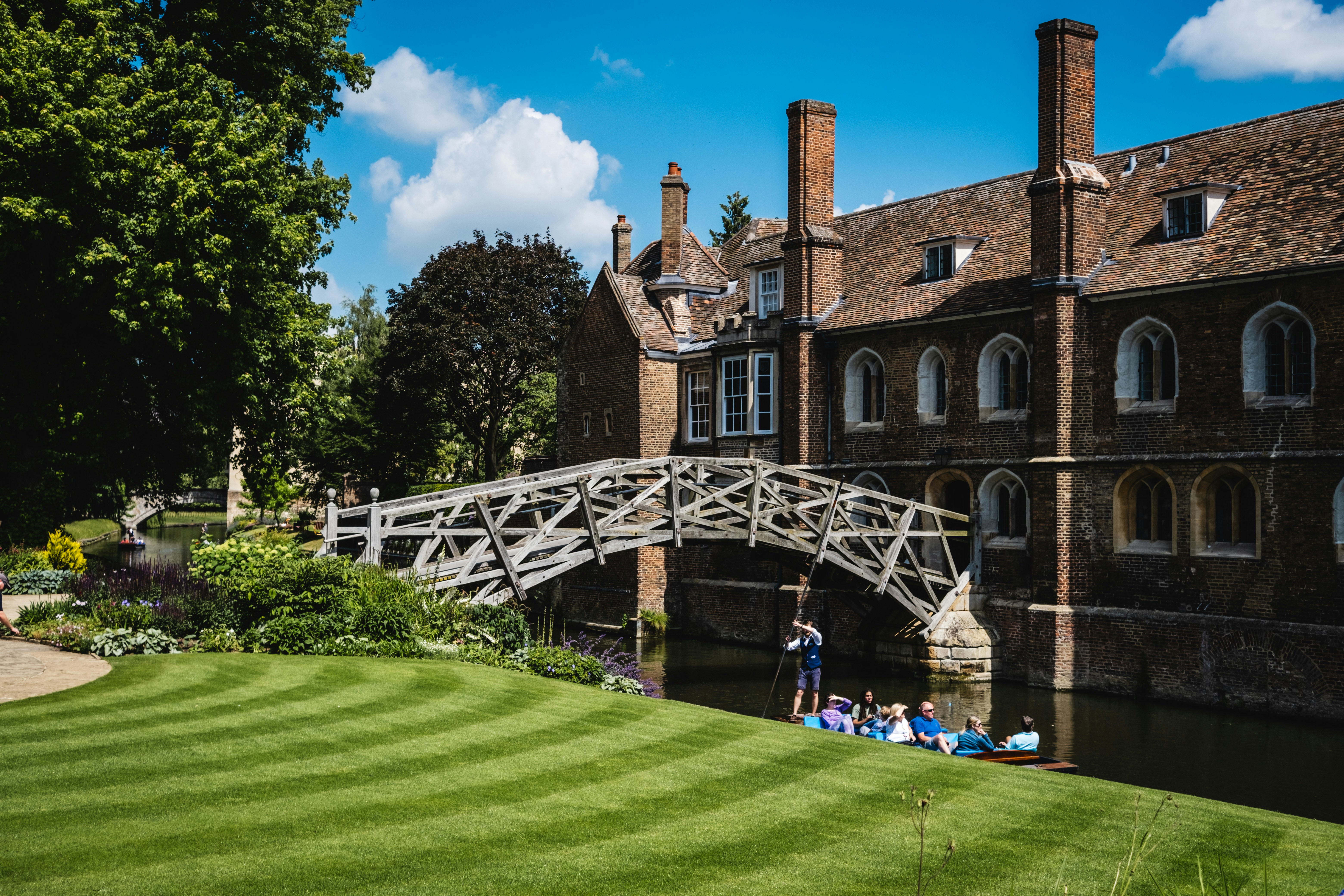 2016/17 - Episode 4 - Peterhouse, Cam vs Queen's, Cam