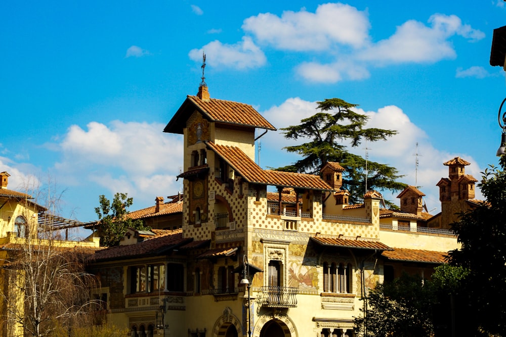 a large building with a clock tower on top of it