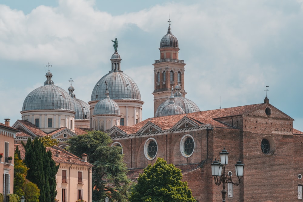 a large building with two domes on top of it