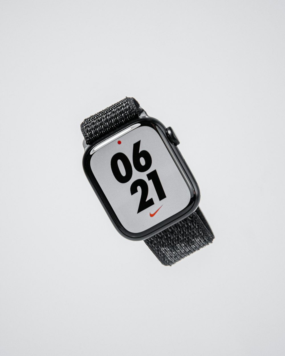 Un Apple Watch con un logo Nike su di esso