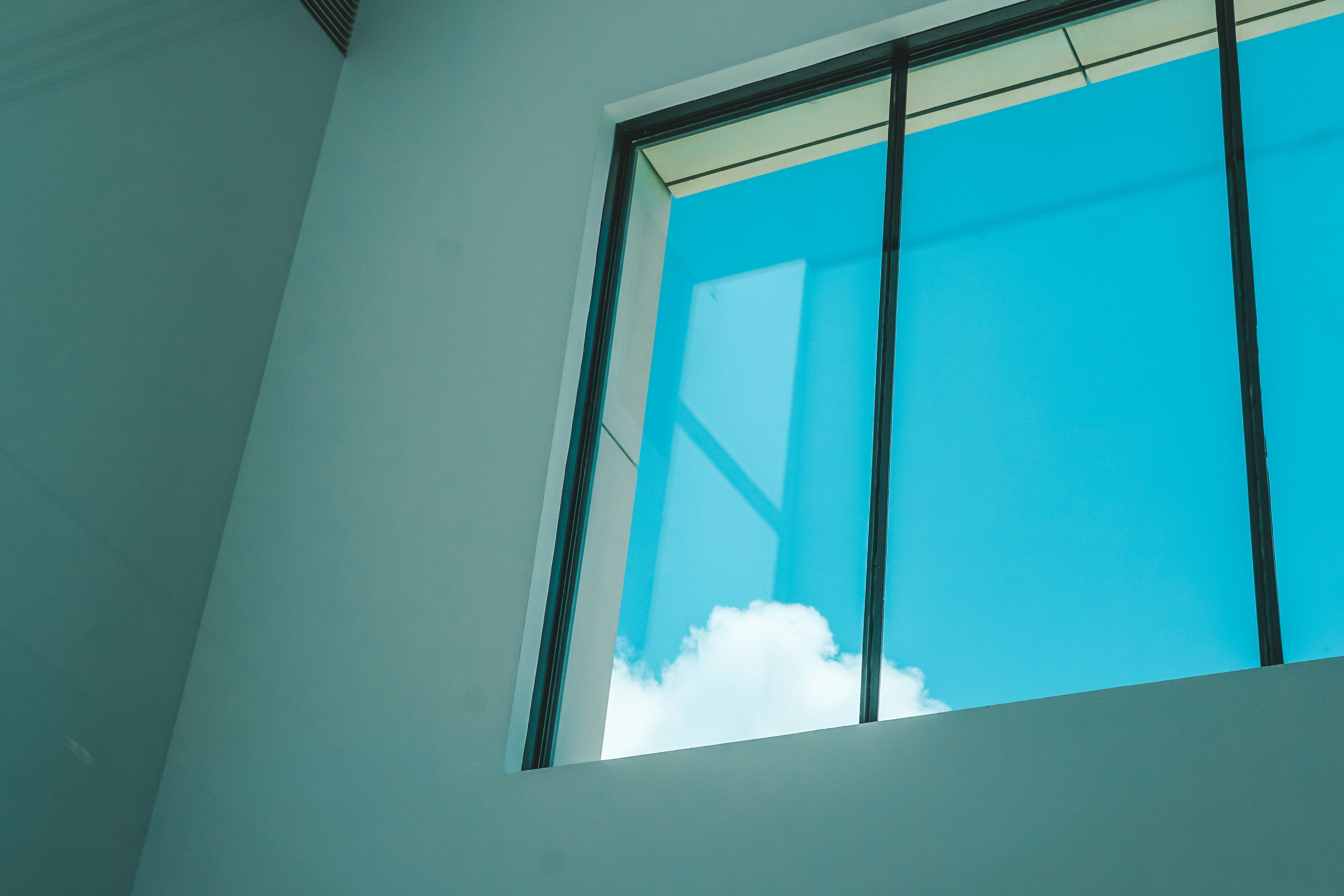 Photo by mertkahveci