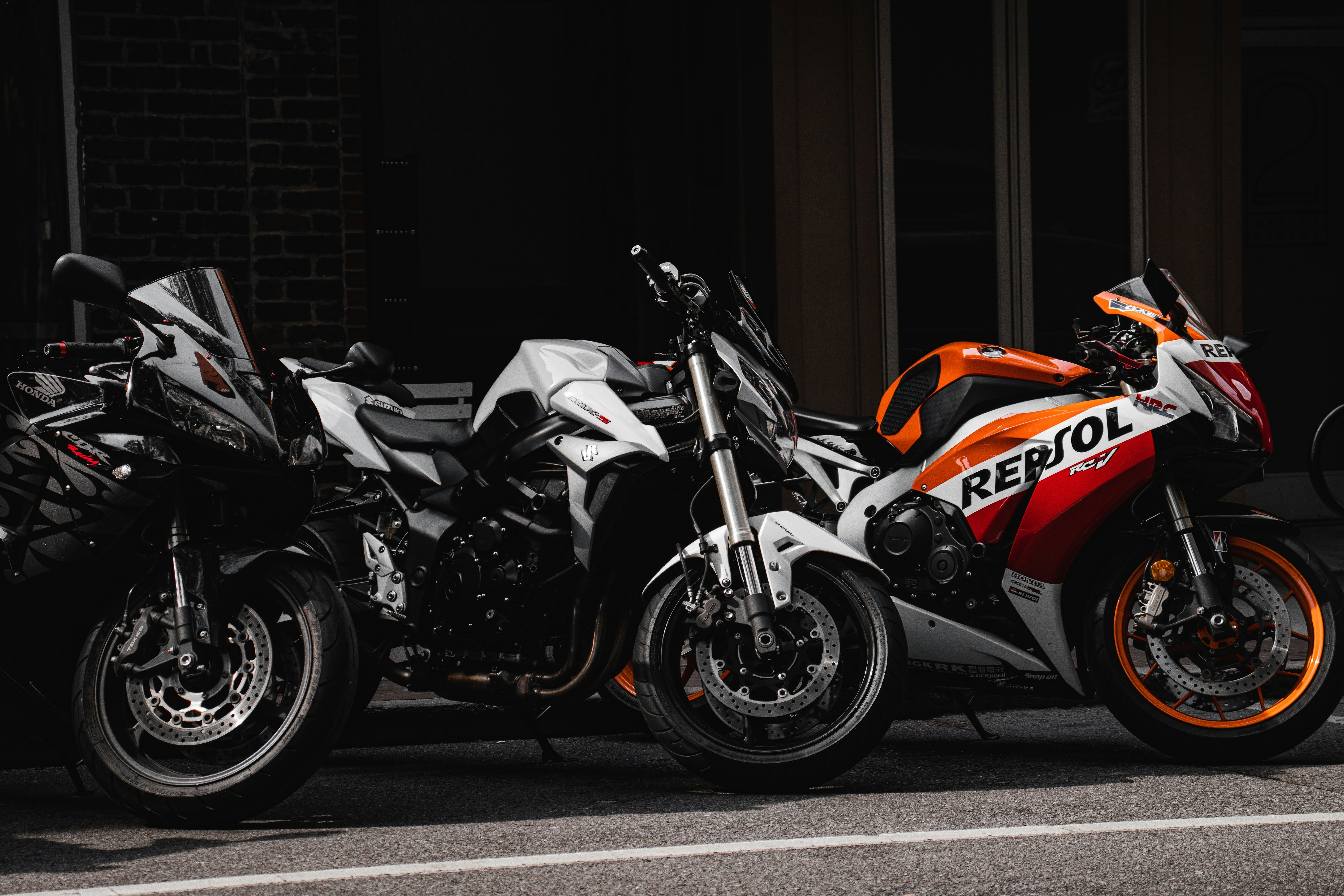 motorcycle wallpaper, wallpaper, LEGO Technic BMW M 1000 RR: A Building Experience 6