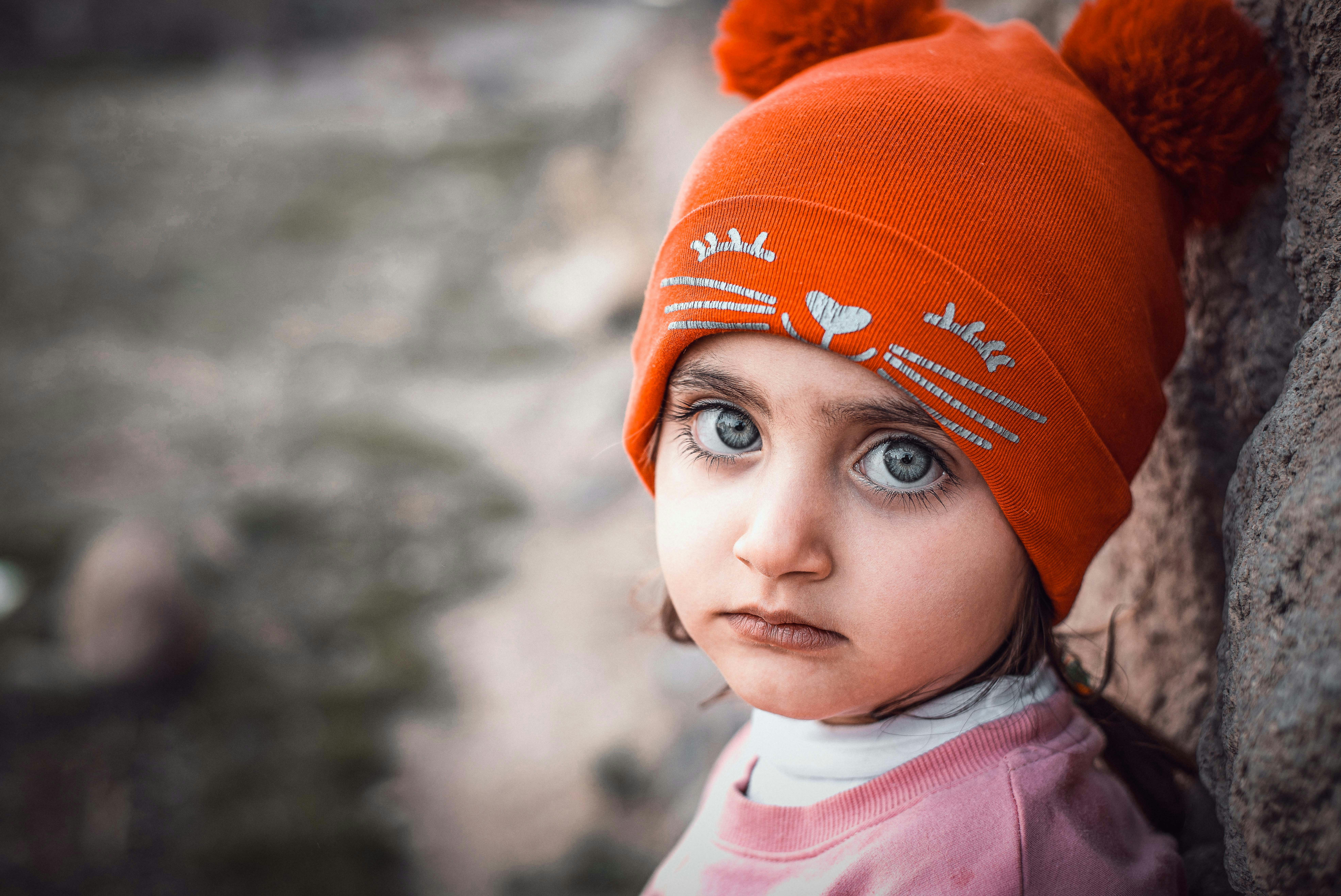 아멜리 3대 빨강_뱀파이어, 체리캔디, 스칼렛 ⠀ 오늘은 체리캔디 ⠀ 수줍은 소녀같다가 말광량이 소녀같기도 ⠀ 어린 빨강, 왜인지 종일  미소를 머금게 되는 그런 빨강 ⠀ 918 체리캔디 818 체리캔디 718 체리틴, image size:3000x2005