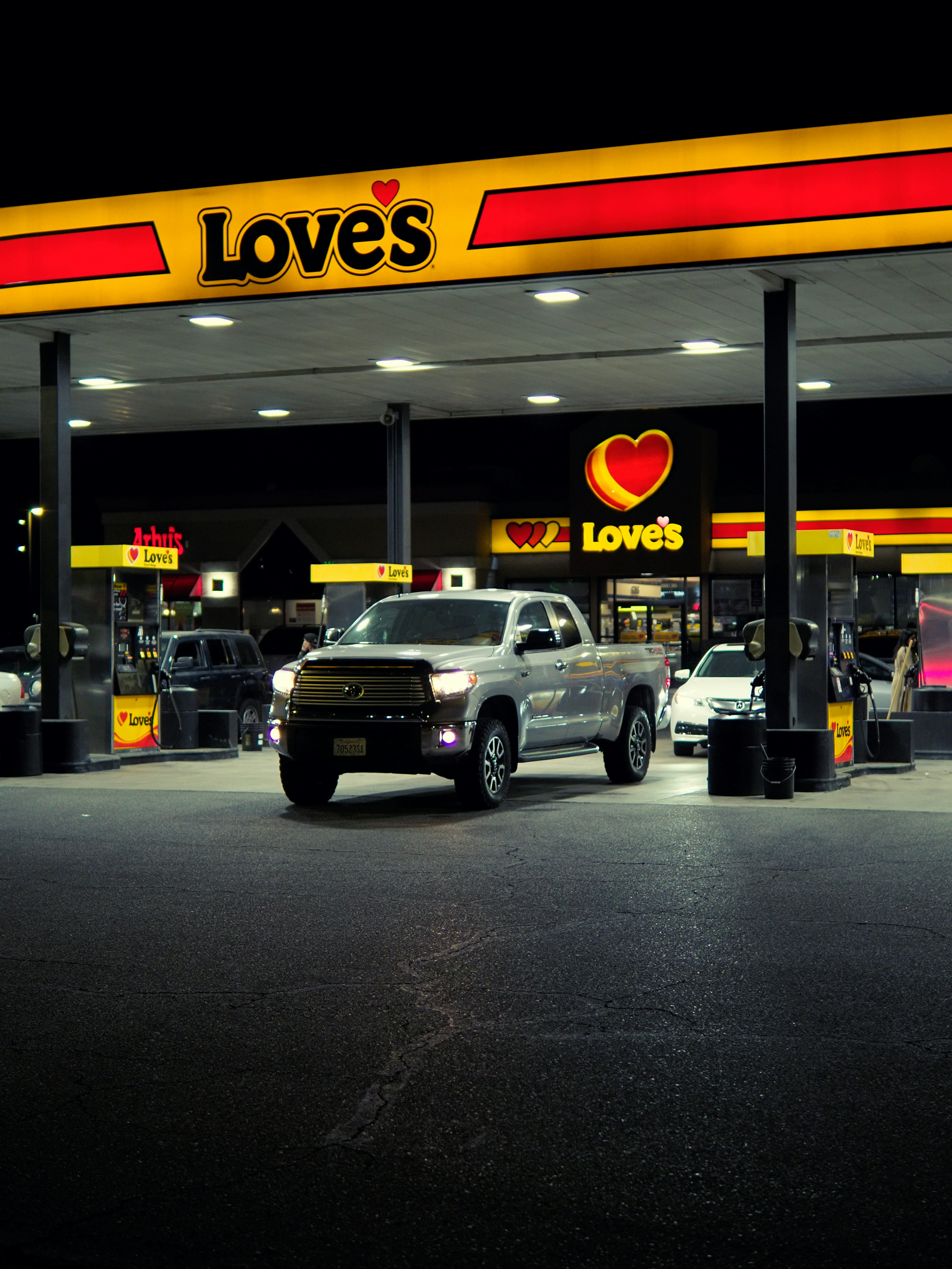 Diesel Prices Drop as Global Oil Market Stumbles