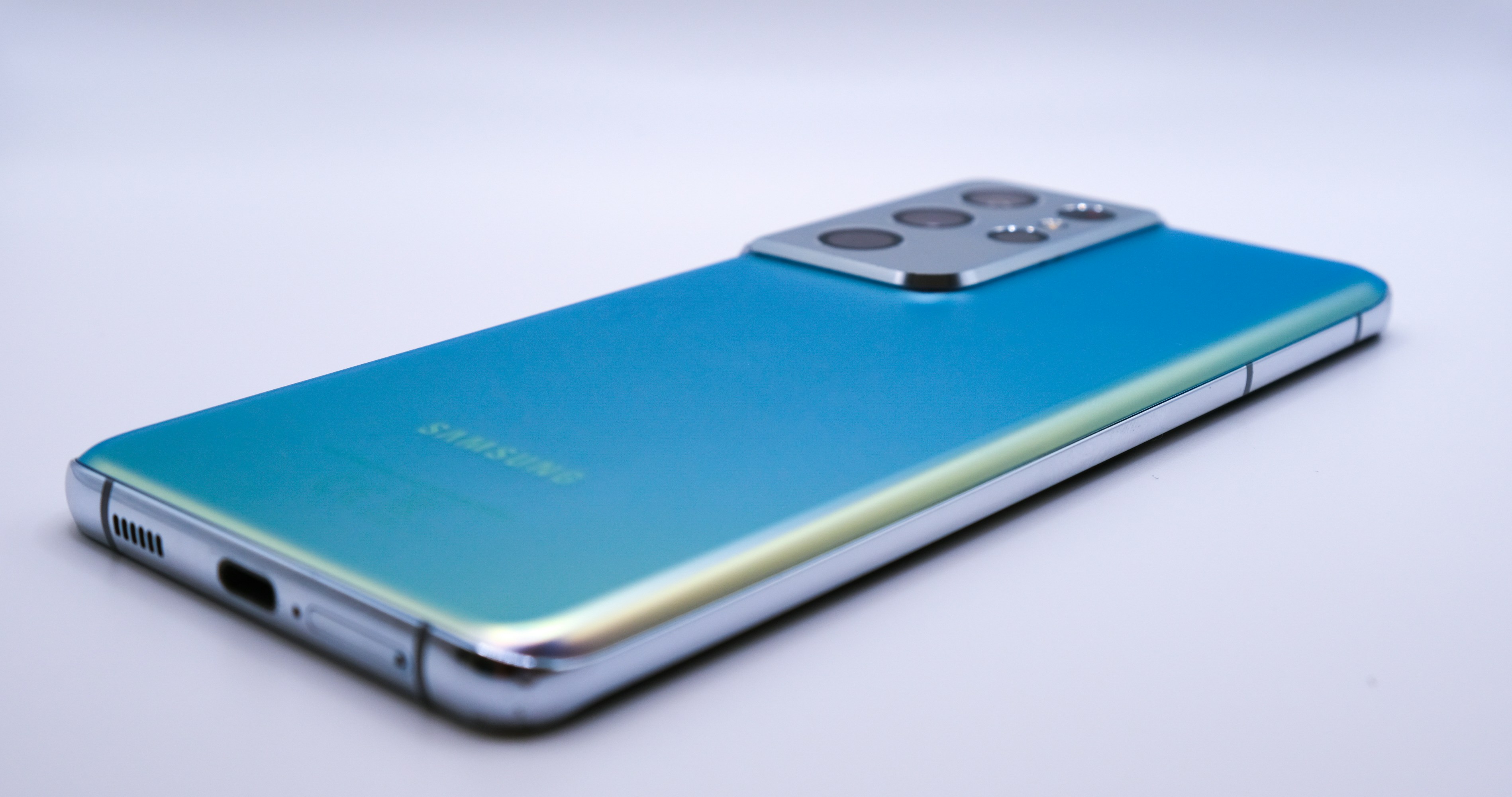 mobile phone wallpaper, wallpaper, Who Owns Android? A Deep Dive 4