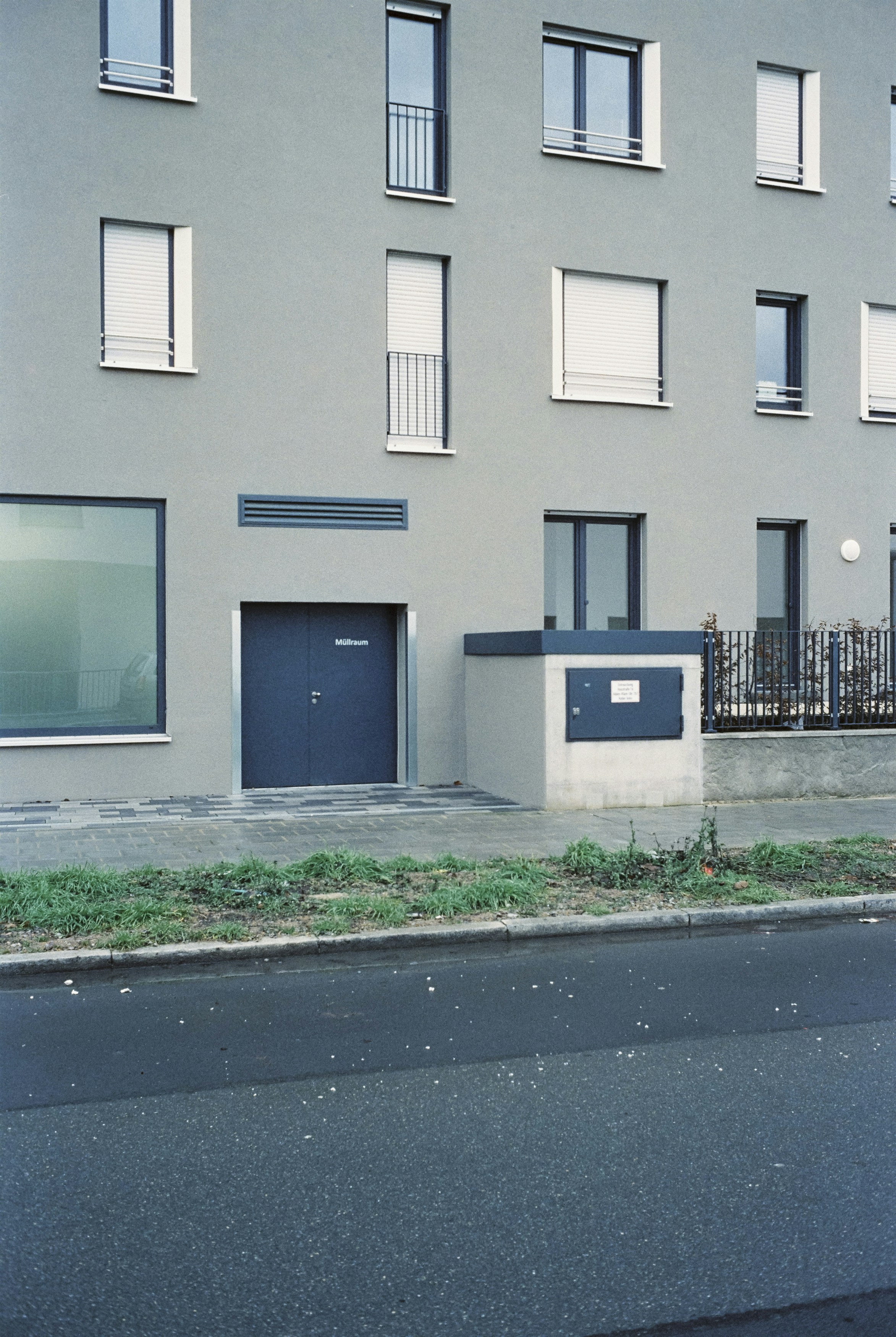 Photo by markusspiske