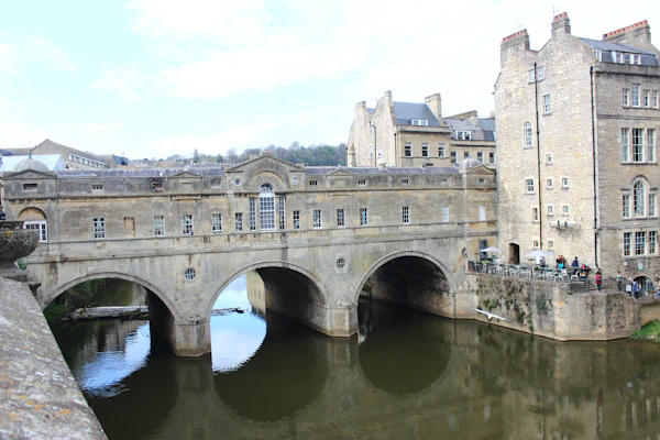 Pulteney Bridge over the River Avon in Bath, Somerset