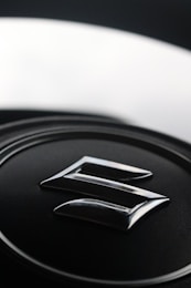 a close up of the emblem on a car