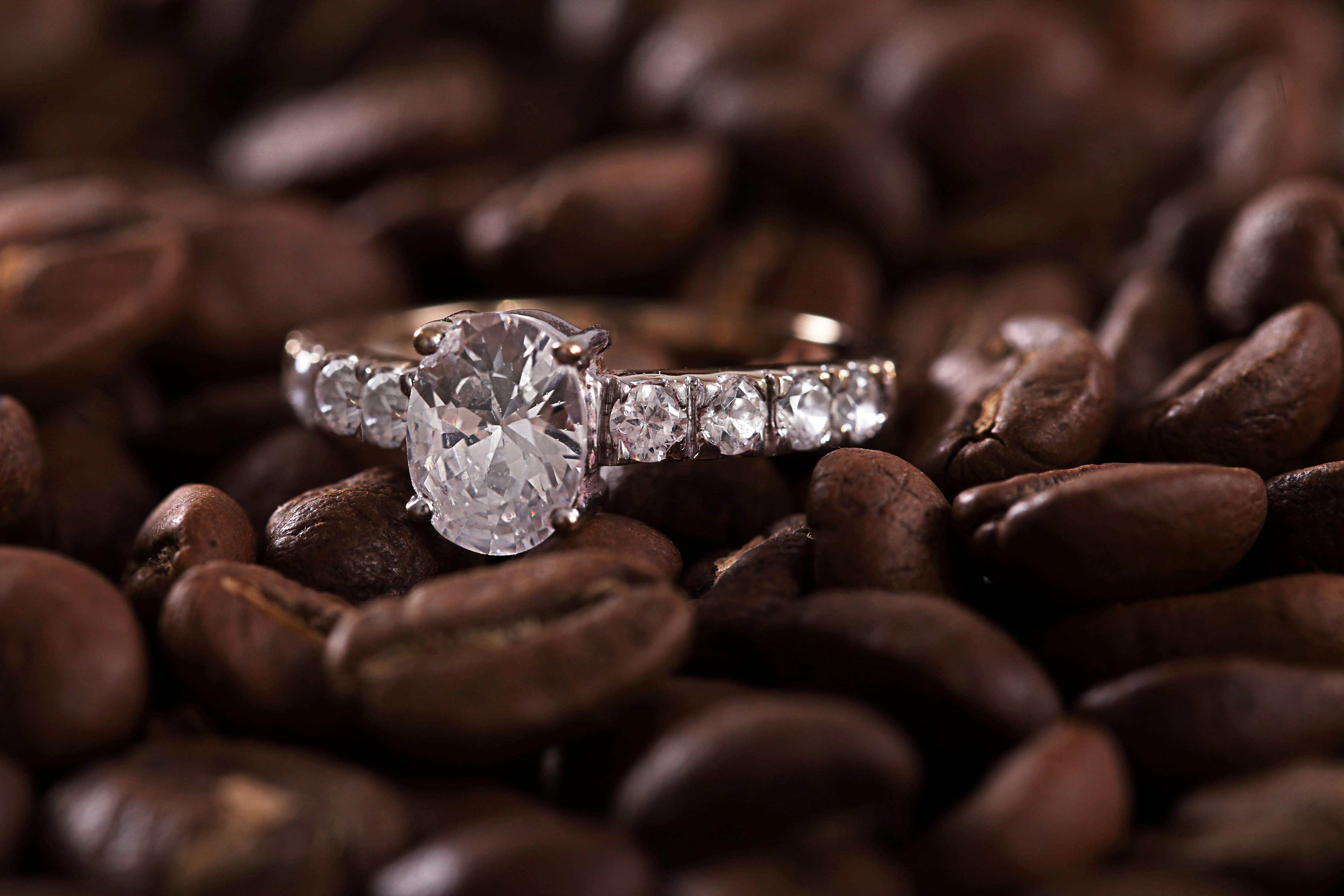 The Ultimate Guide to Conflict-Free Diamonds: Investing in Ethics and Beauty