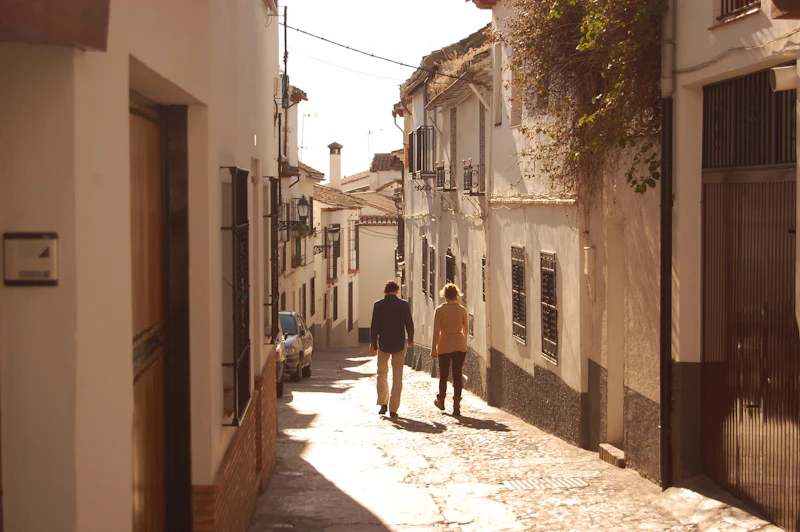 Most Walkable Neighborhoods in Granada to Explore Entirely on Foot