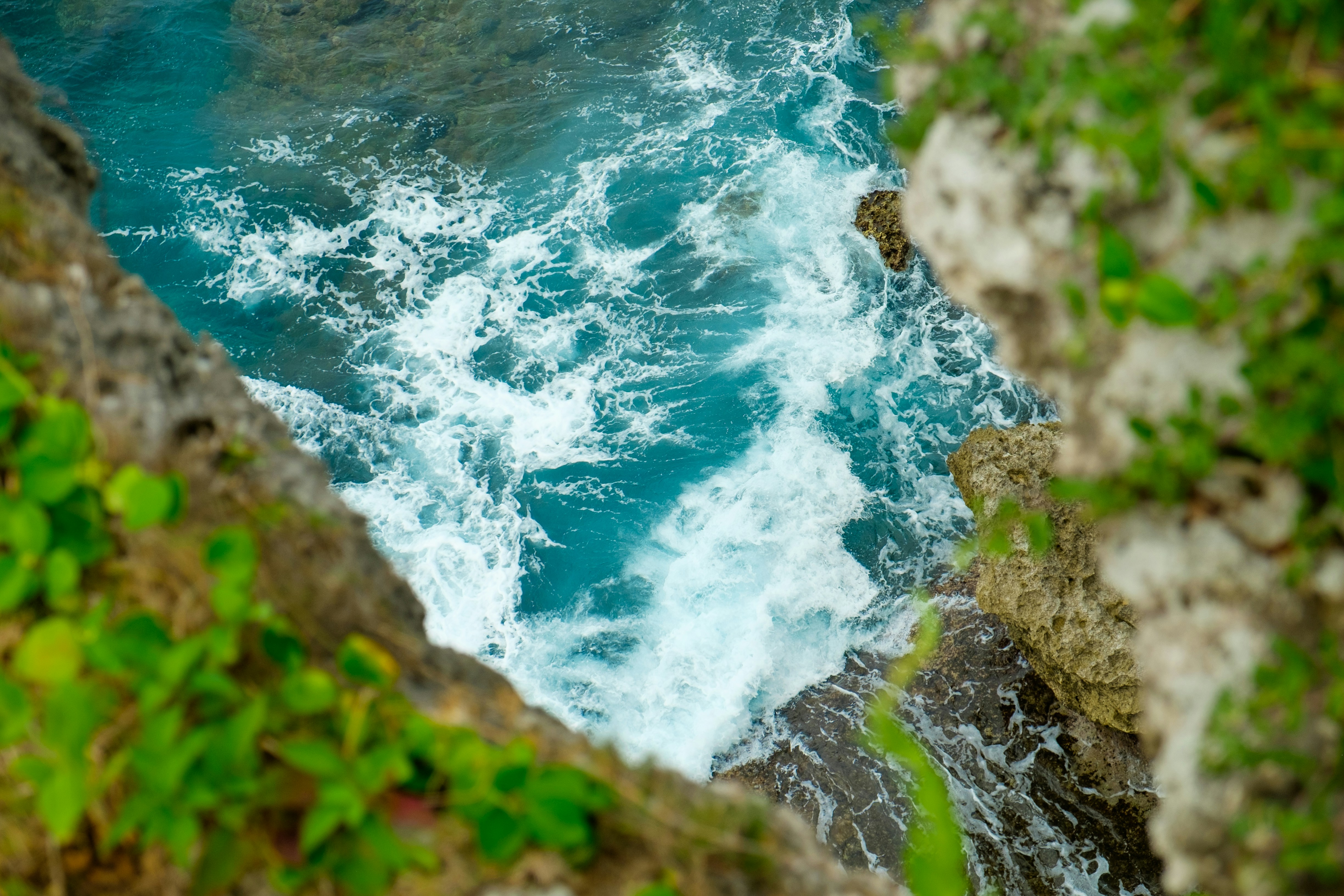 blue ocean waves, wallpaper, Omega-3 yang Bagus: Panduan Lengkap untuk Kesehatan 6