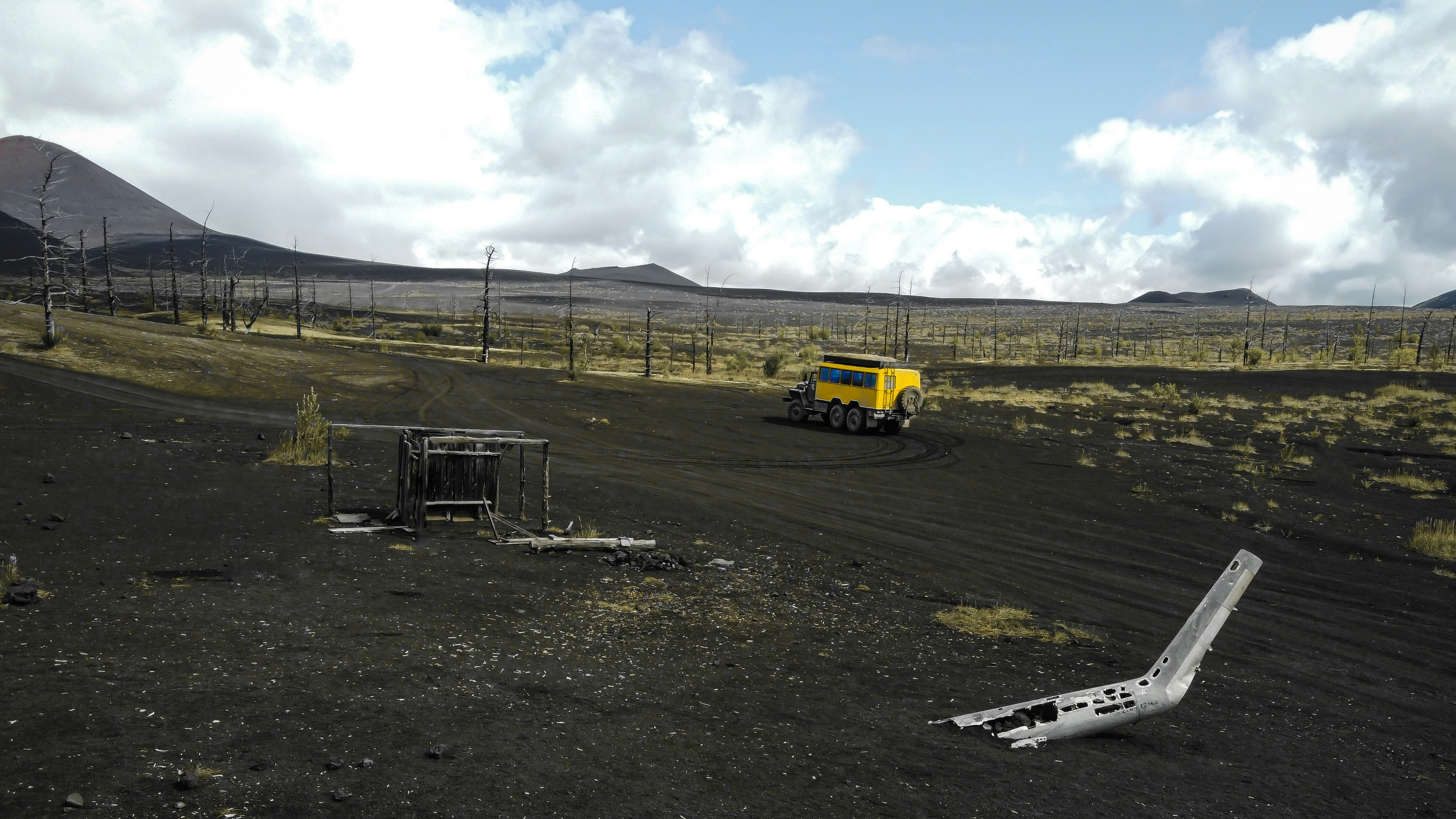 The Latest Seismic Activity: What Scientists Are Detecting - Hekla volcano Iceland eruption