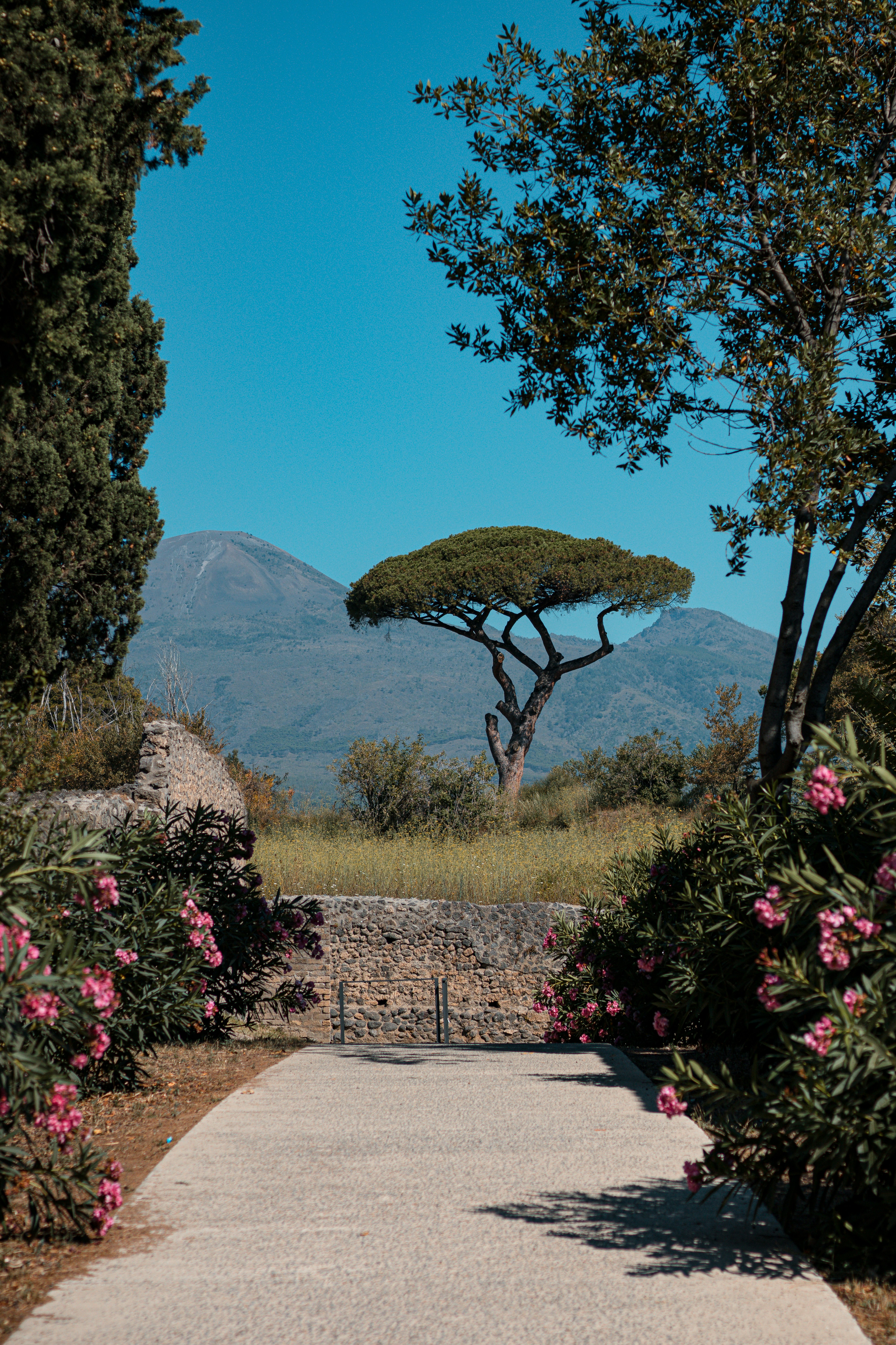 Photo by valentinlacoste