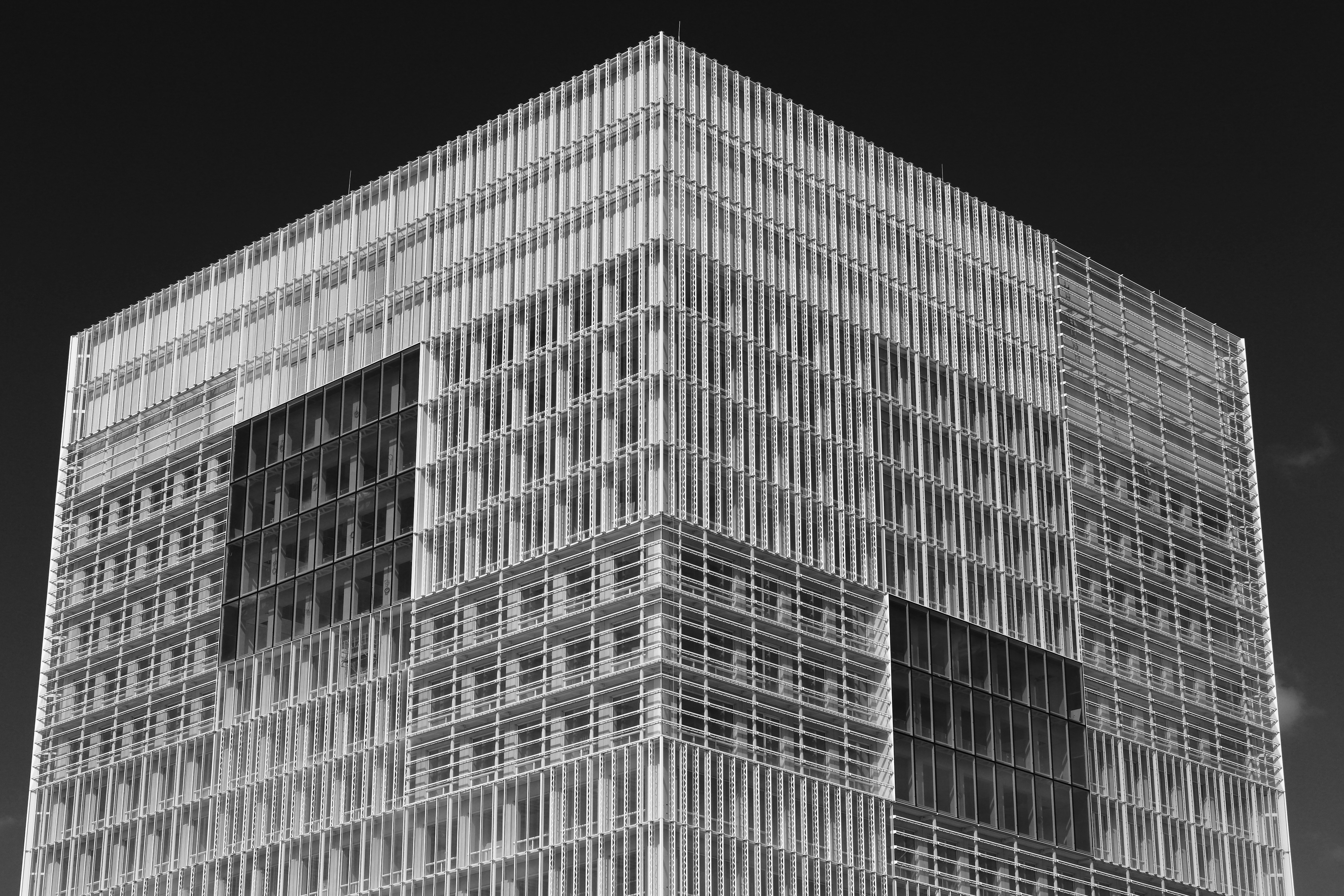 Drawstring top with elastic loop closure and textured interior padding.