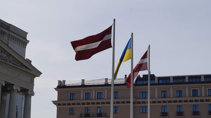 Lettischer Präsident Egils Levits:
Ich denke, wir konnten das „alte Europa“ überzeugen, dass Russland eine Bedrohung für alle darstellt