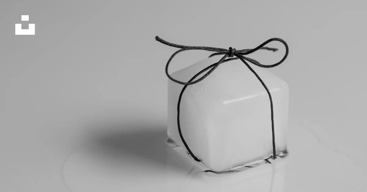 Square Box String A white square box tied with a black string photo – Free Grey Image on ...