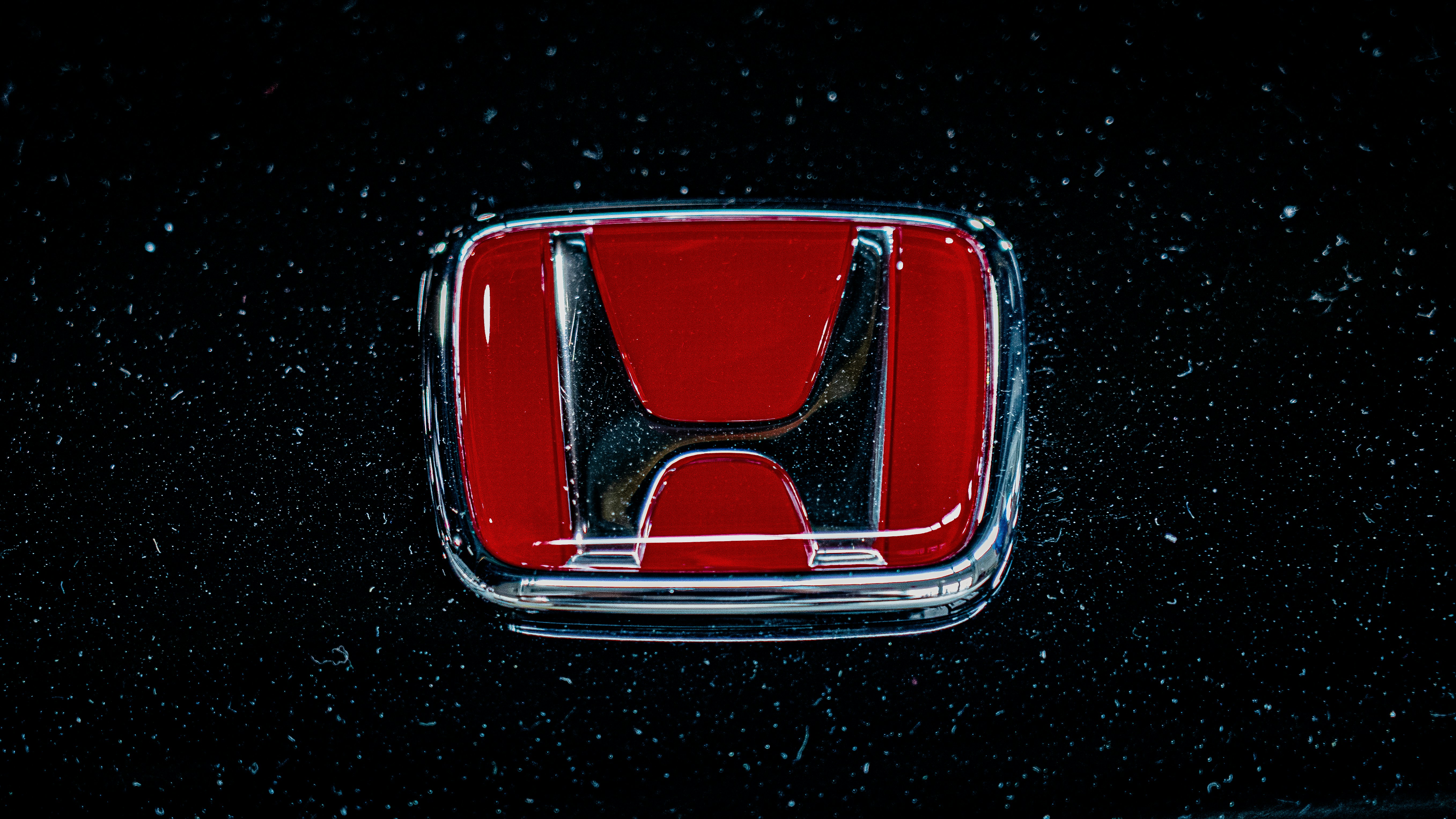 The Honda Reward Attempt: A Woman’s Journey and the Community’s Responses