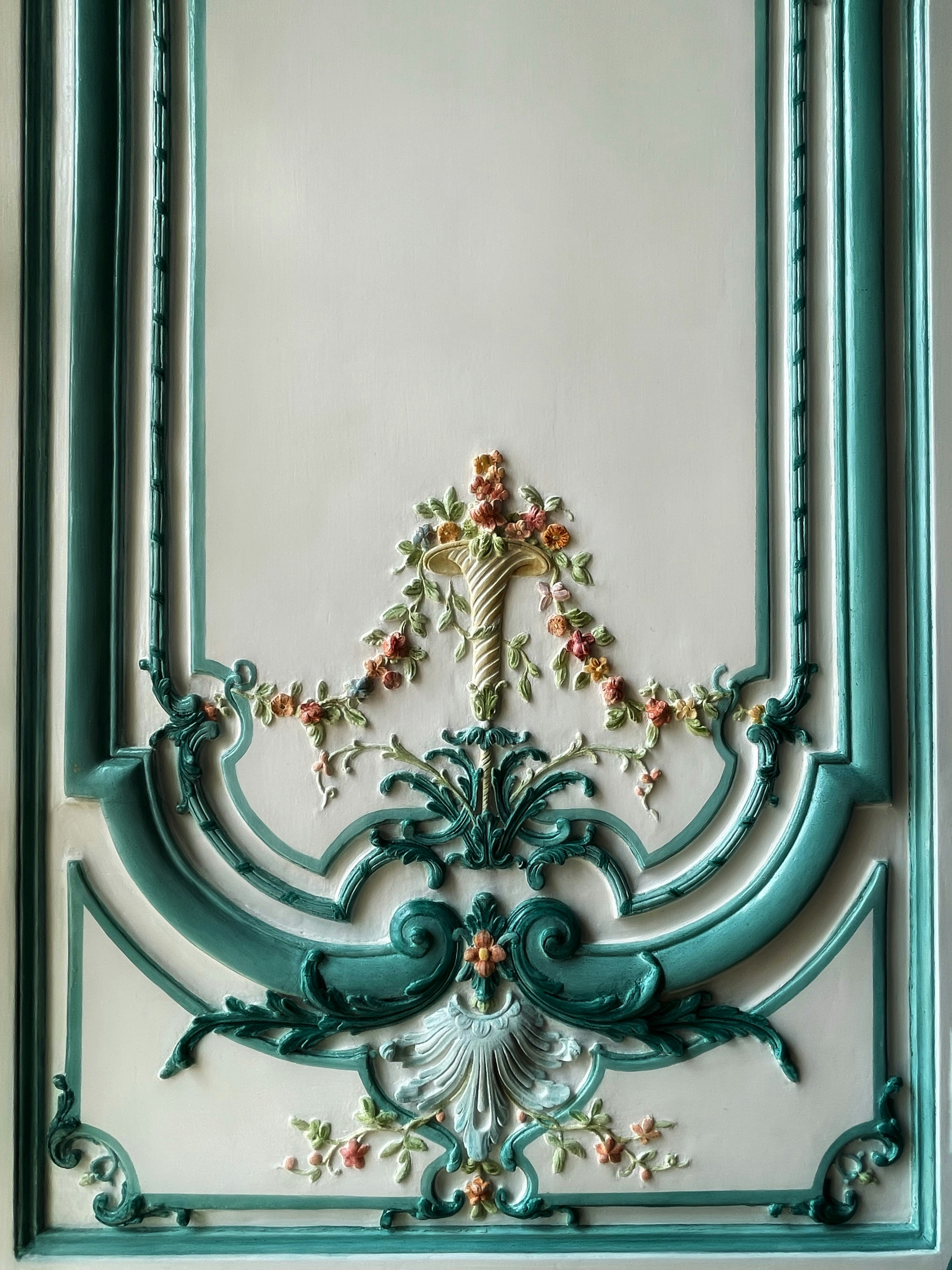 The Return of Statement Design: Why Bespoke Finishes Are Defining 2026 Luxury Homes