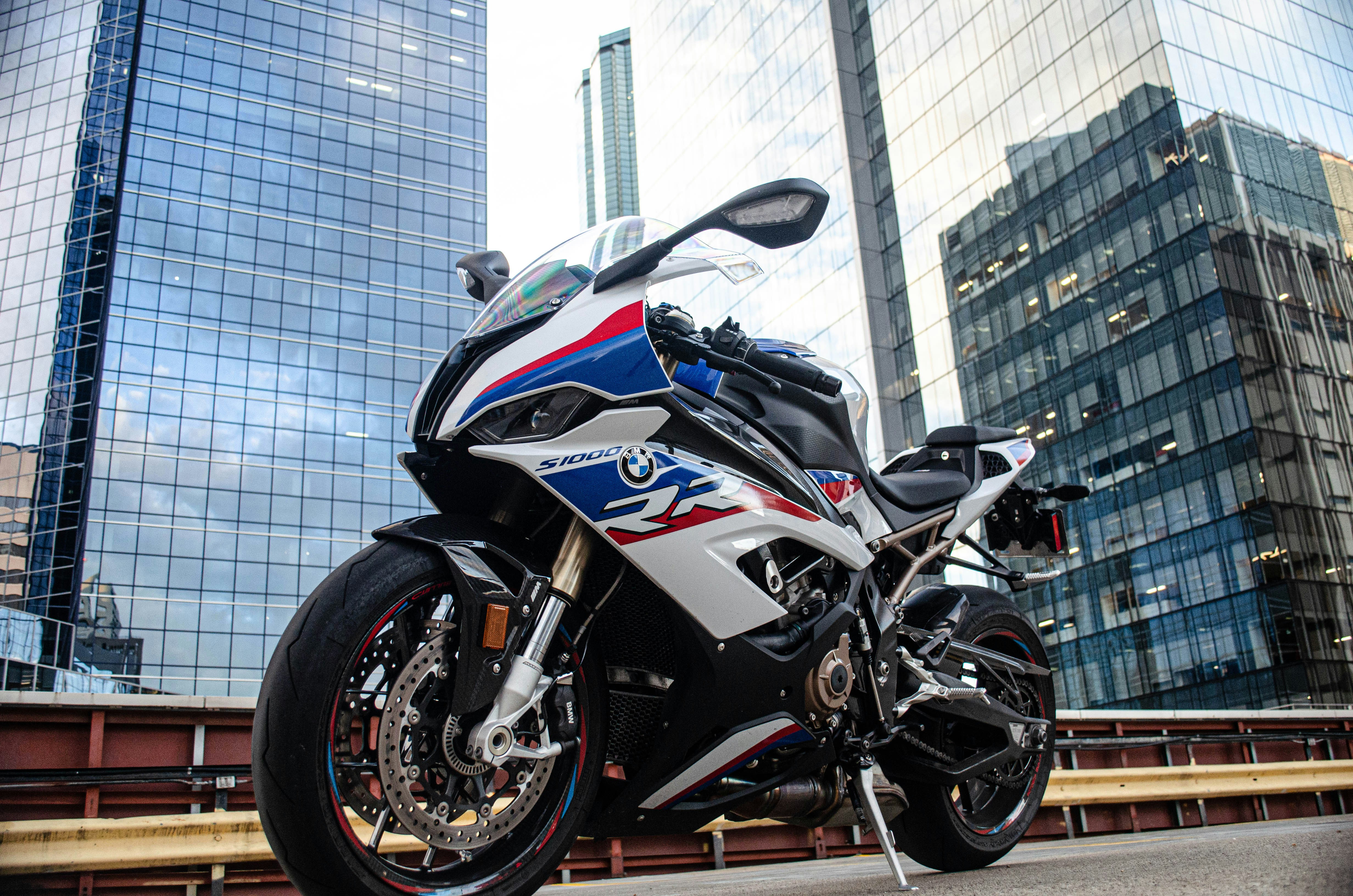 Photo by ronnzymoto